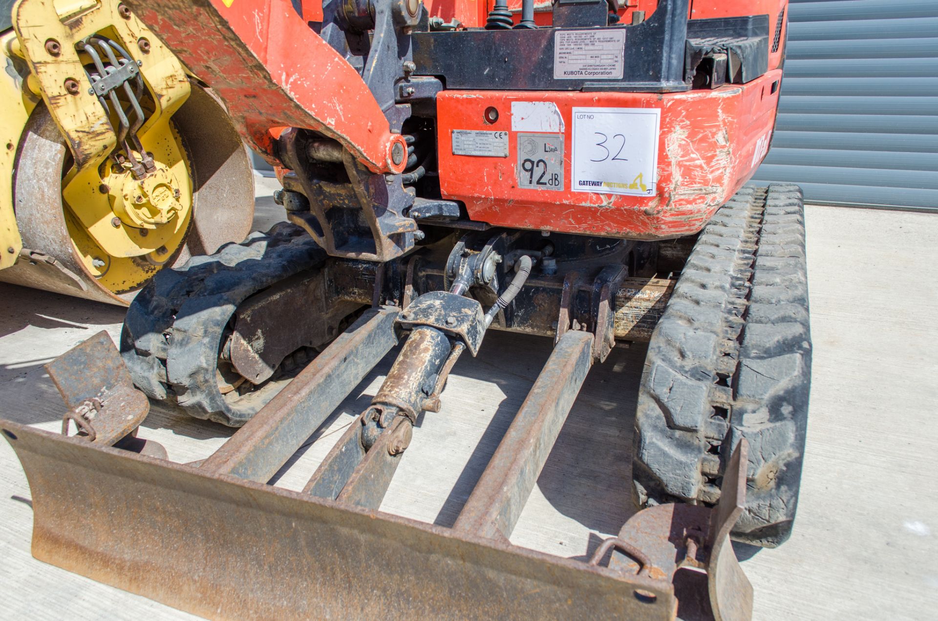 Kubota U17-3a 1.6 tonne rubber tracked mini excavator  Year: 2014 S/N: 21778 Recorded Hours: 2898 - Image 15 of 25