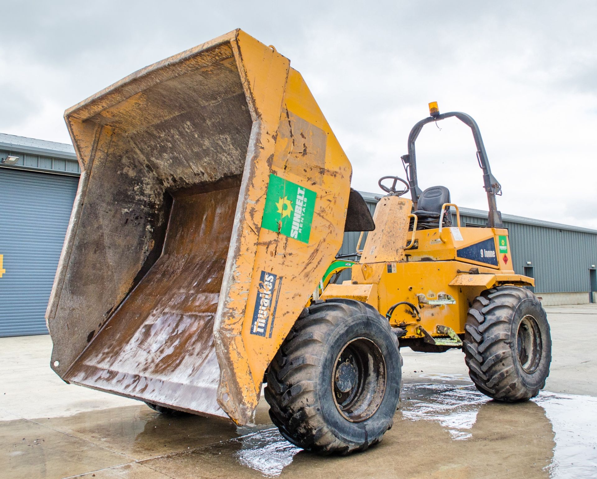 Thwaites 9 tonne straight skip dumper Year: 2013 S/N: 1301C6026 Recorded Hours: 2512 A612325 ** - Image 9 of 20