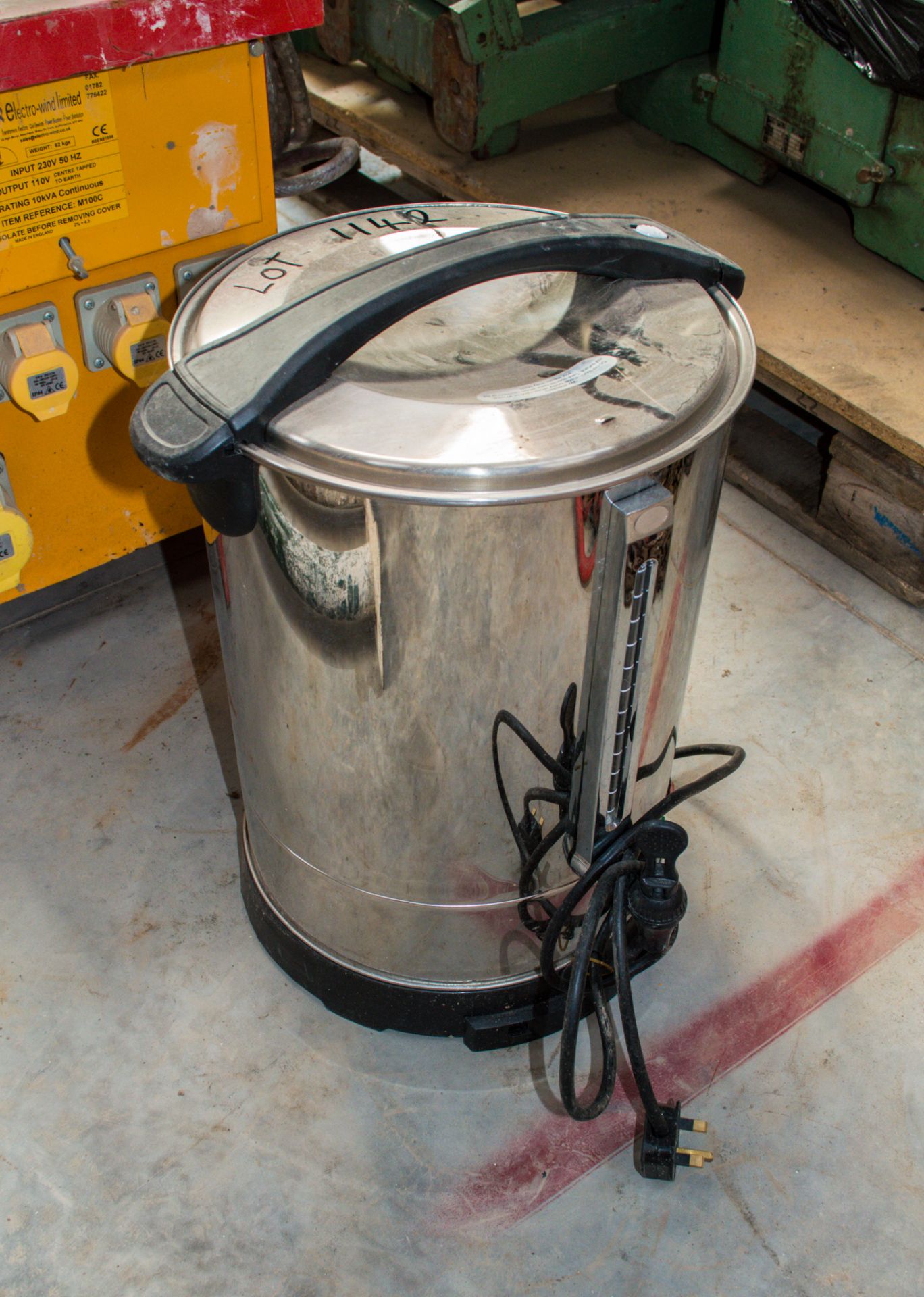240v water boiler urn