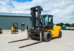 Hyster 10.00 10 tonne diesel driven fork lift truck Year: 2008 S/N: H007E02031F Recorded Hours: 3608