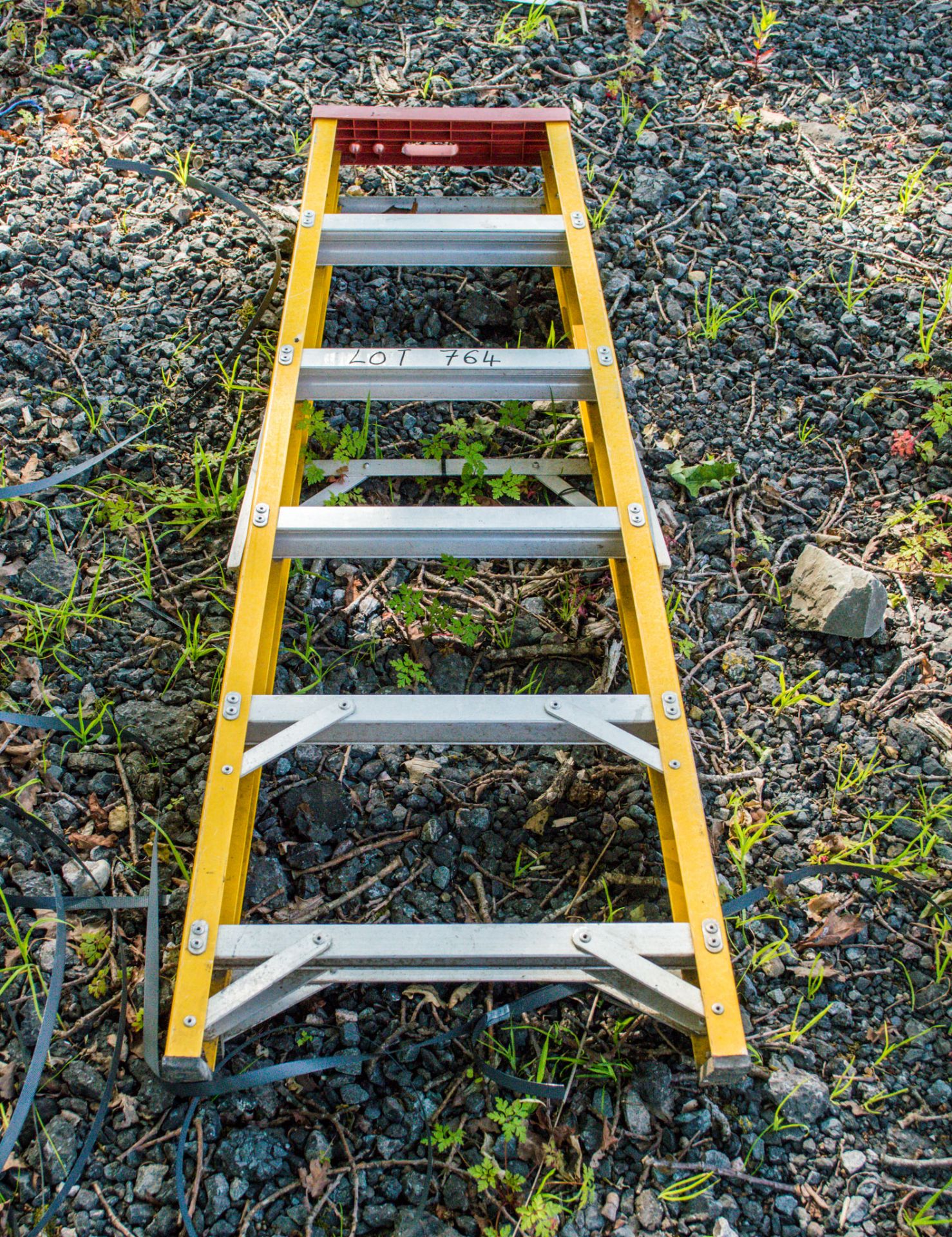 6 tread glass fibre framed step ladder 1410-6332