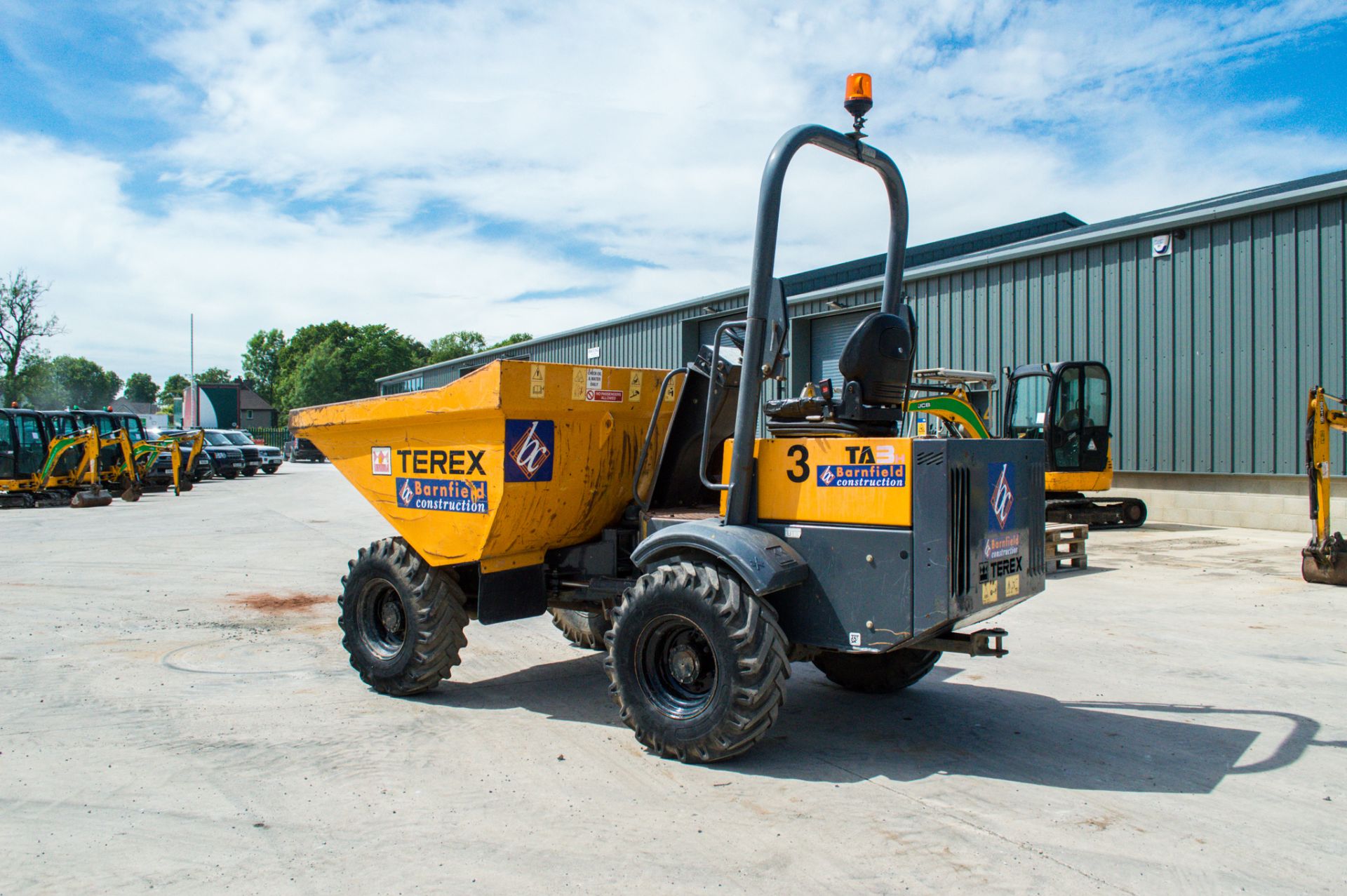 Terex TA3 3 tonne straight skip dumper  Year: 2014 S/N: PC5872 Recorded Hours: 2314 c/w Hydro-static - Image 4 of 20