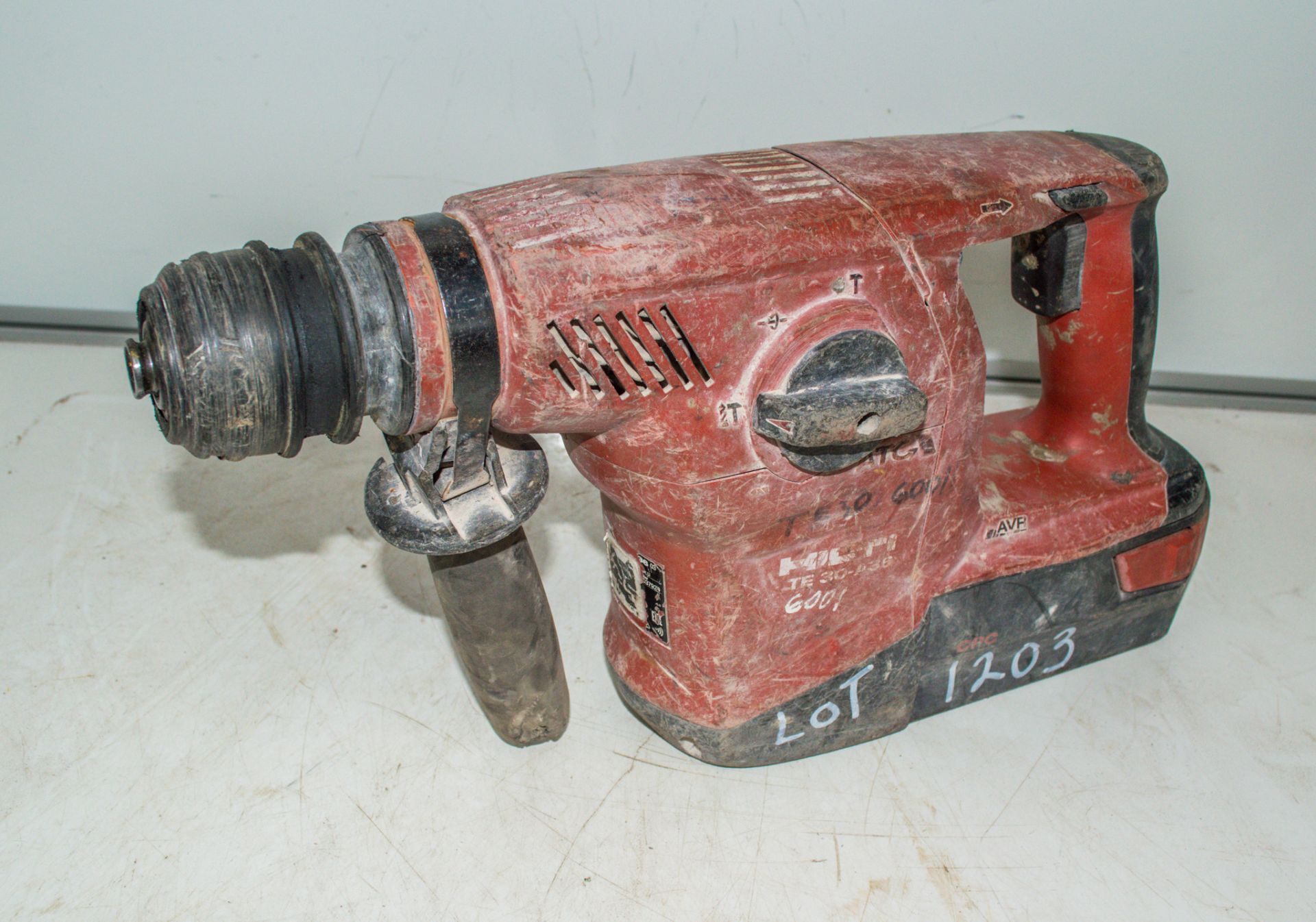 Hilti TE30-A36 36v cordless SDS rotary hammer drill c/w battery ** No charger ** TE300001