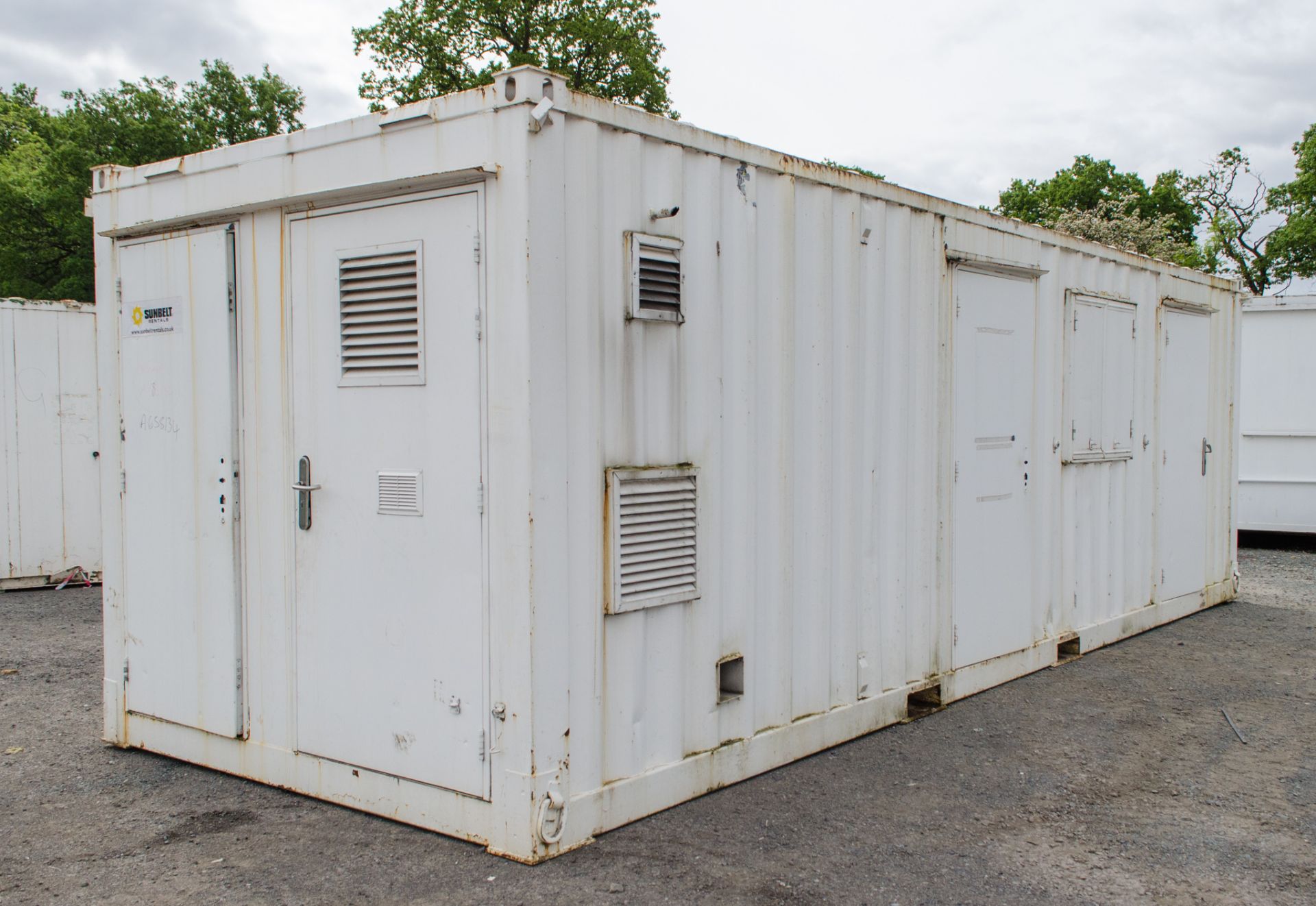 24 ft x 9 ft steel anti vandal welfare site unit Comprising of: canteen area, office, toilet & - Image 2 of 10