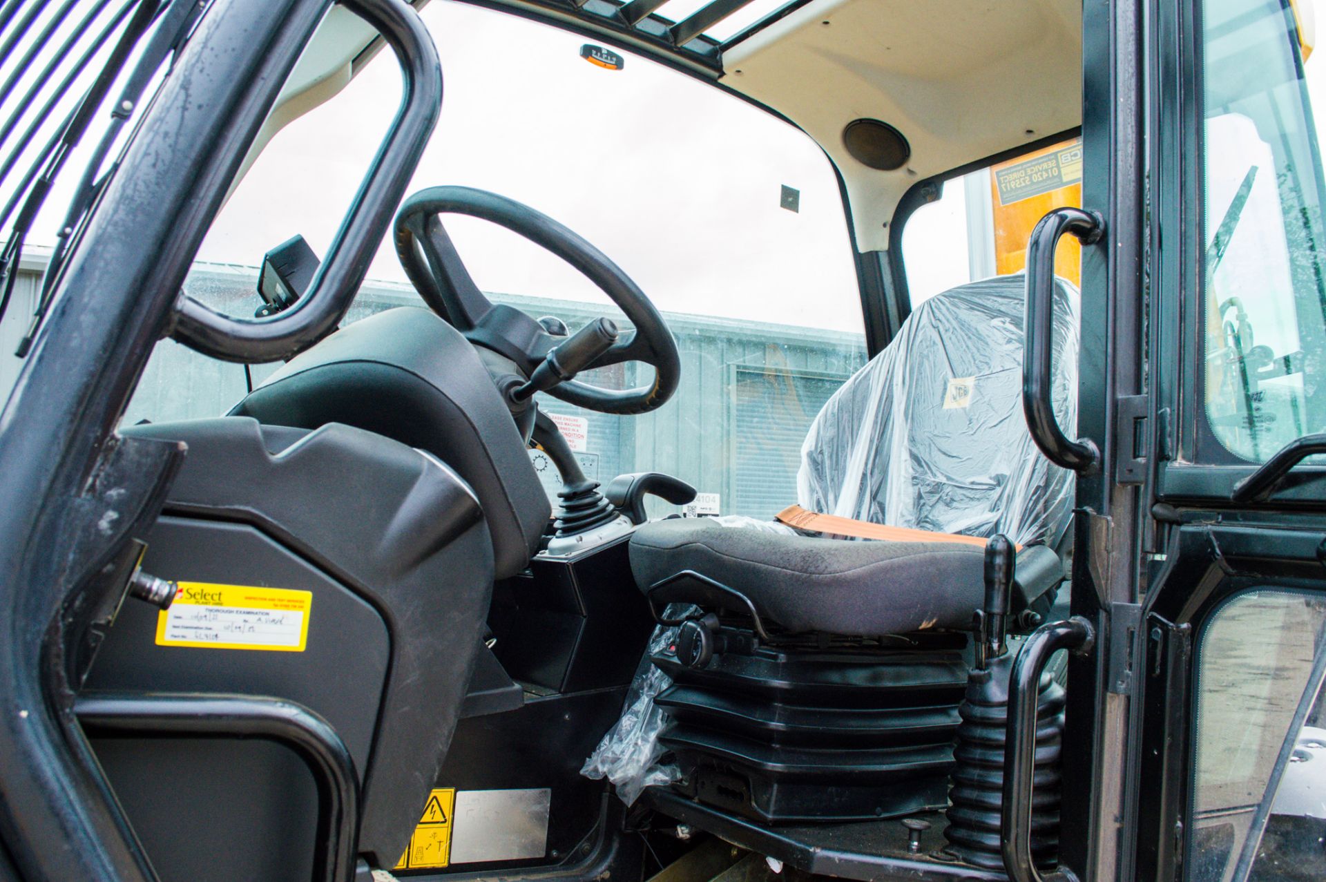 JCB 540-180 Hi-Viz 18 metre telescopic handler  Year: 2017 S/N: 2567515 Recorded Hours: 4573 c/w - Image 22 of 27