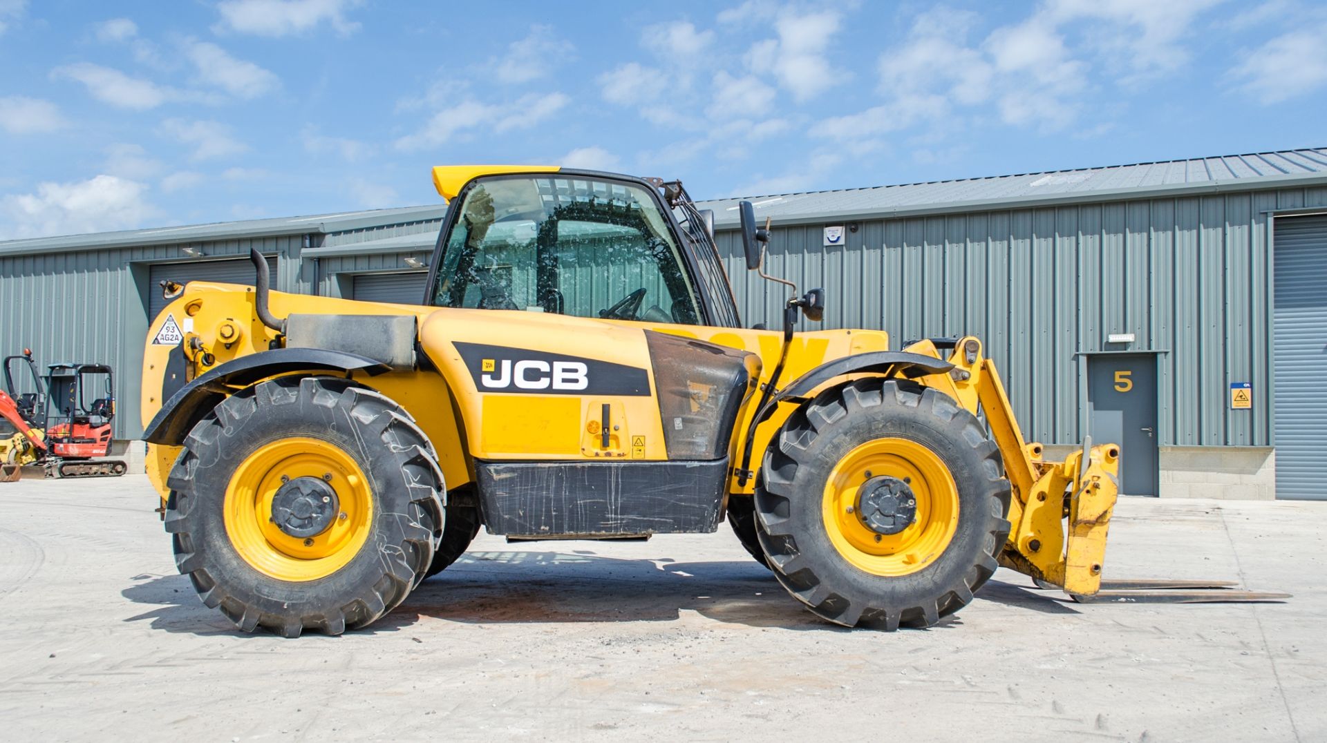 JCB 531-70 7 metre telescopic handler Year: 2012 S/N: 2144865 Recorded Hours: 3257 c/w air - Image 8 of 21