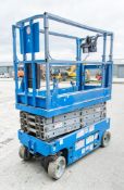 Genie GS1932 battery electric scissor lift access platform Year: 2004 S/N: 64461 Recorded Hours: