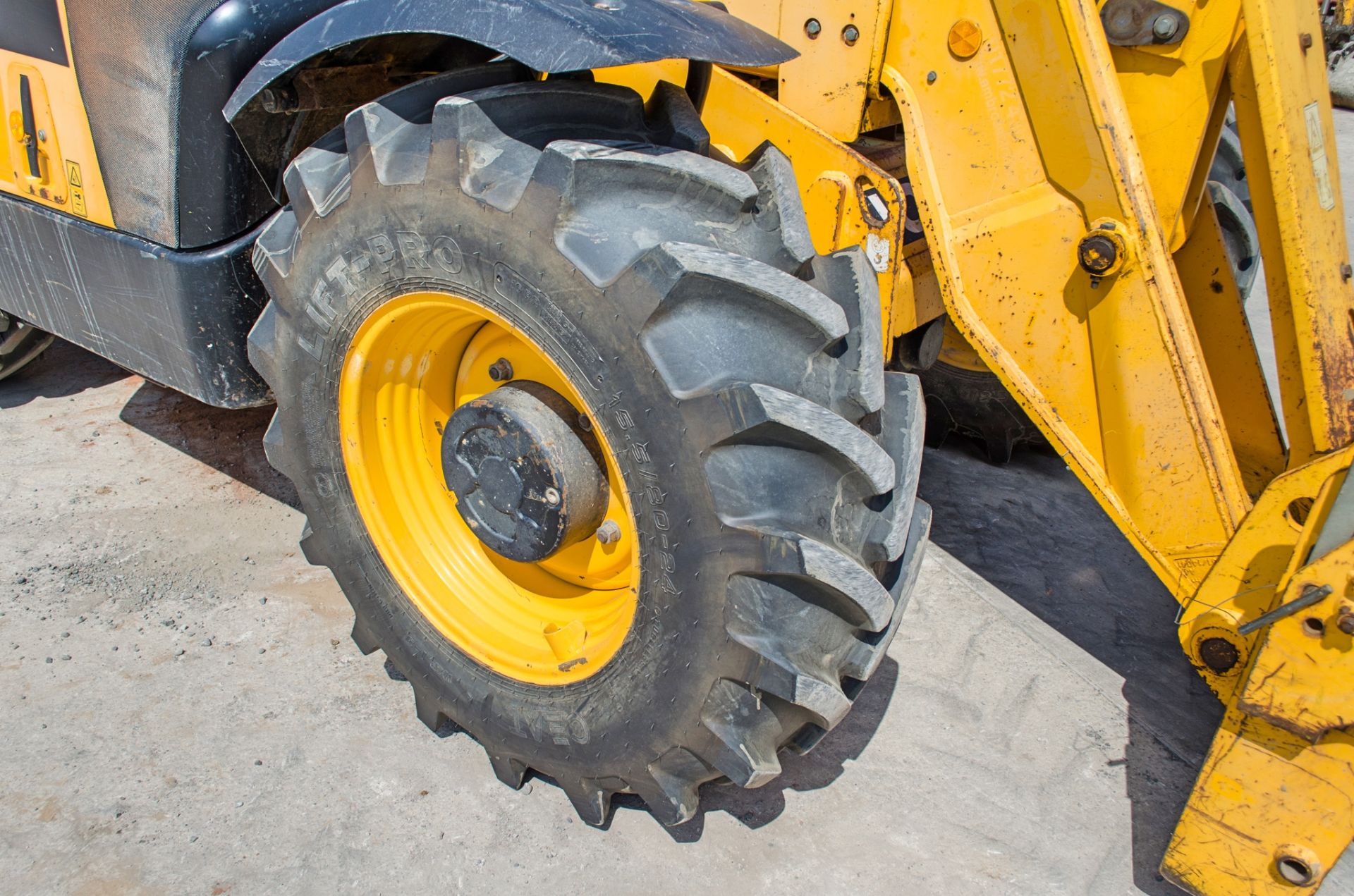 JCB 531-70 7 metre telescopic handler Year: 2012 S/N: 2144865 Recorded Hours: 3257 c/w air - Image 14 of 21