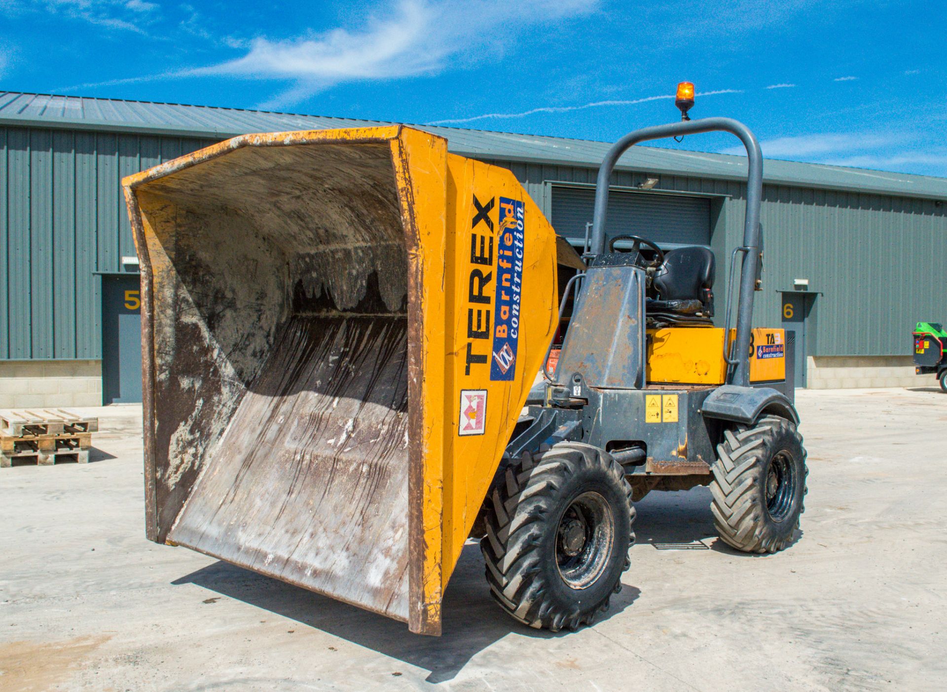 Terex TA3 3 tonne straight skip dumper  Year: 2014 S/N: PC5872 Recorded Hours: 2314 c/w Hydro-static - Image 13 of 20