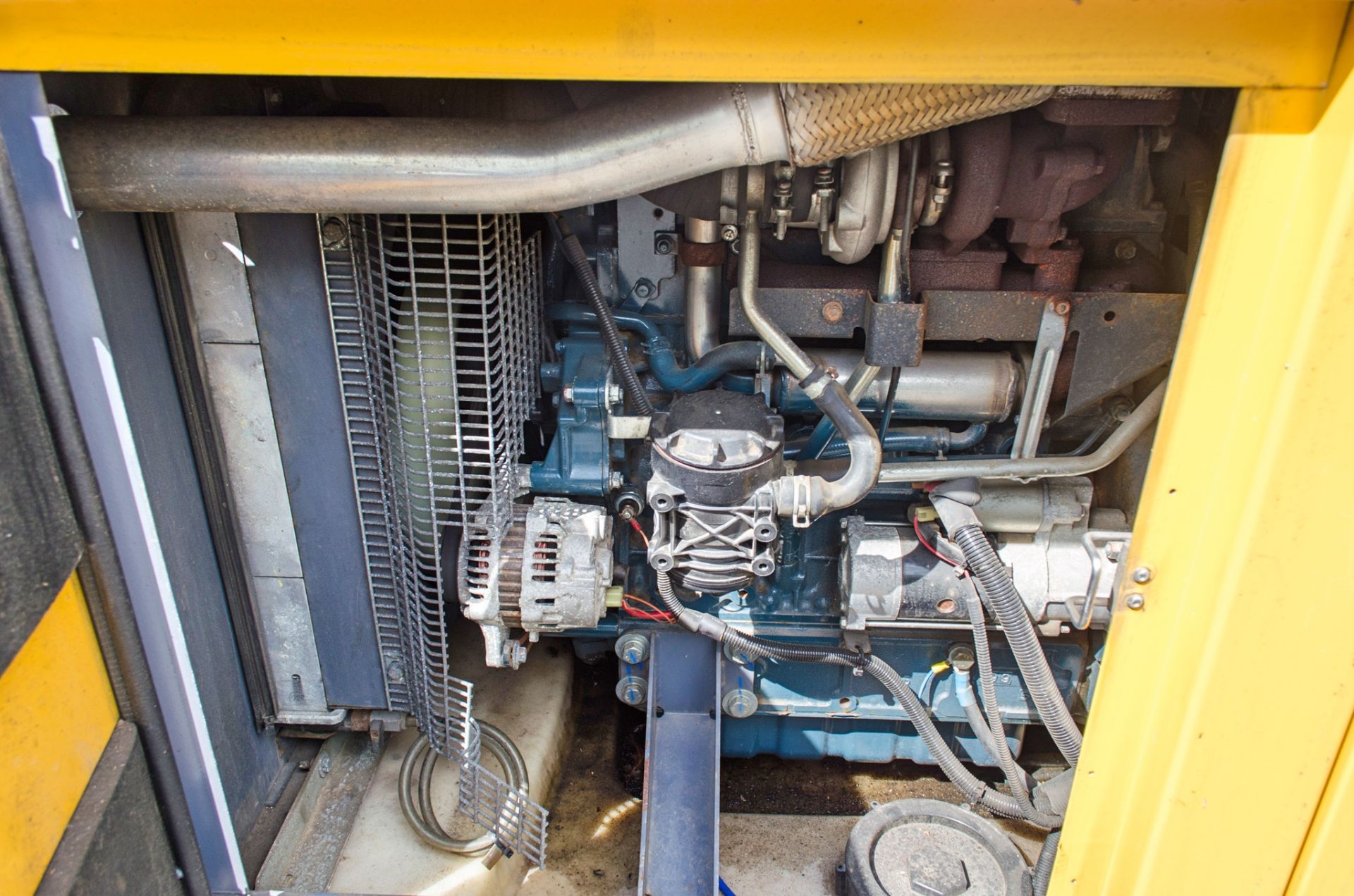 Atlas Copco QAS40 40 kva diesel driven generator Year: 2014 S/N: ESF351373 Recorded Hours: 24992 - Image 6 of 8