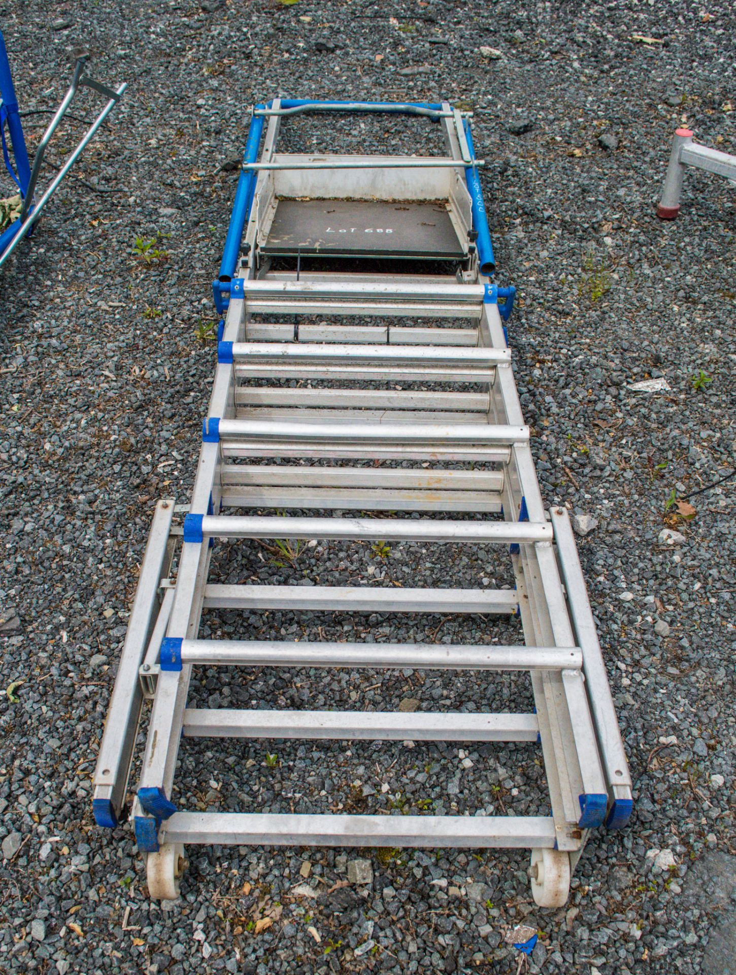 Clow 5 tread aluminium step ladder