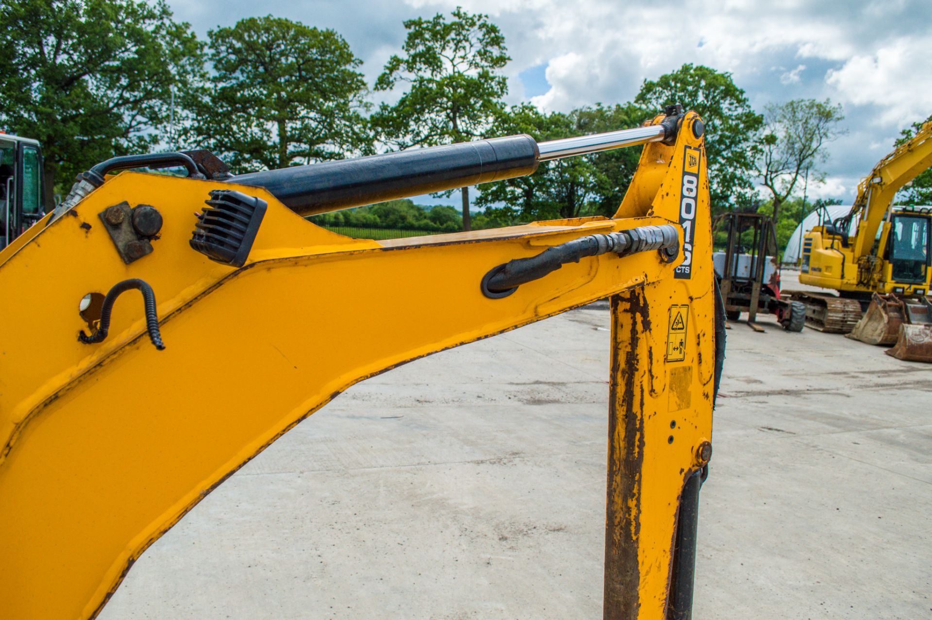 JCB 8016 CTS 1.6 tonne rubber tracked mini excavator Year: 2014 S/N: 2071647 Recorded Hours: 2714 - Image 11 of 20