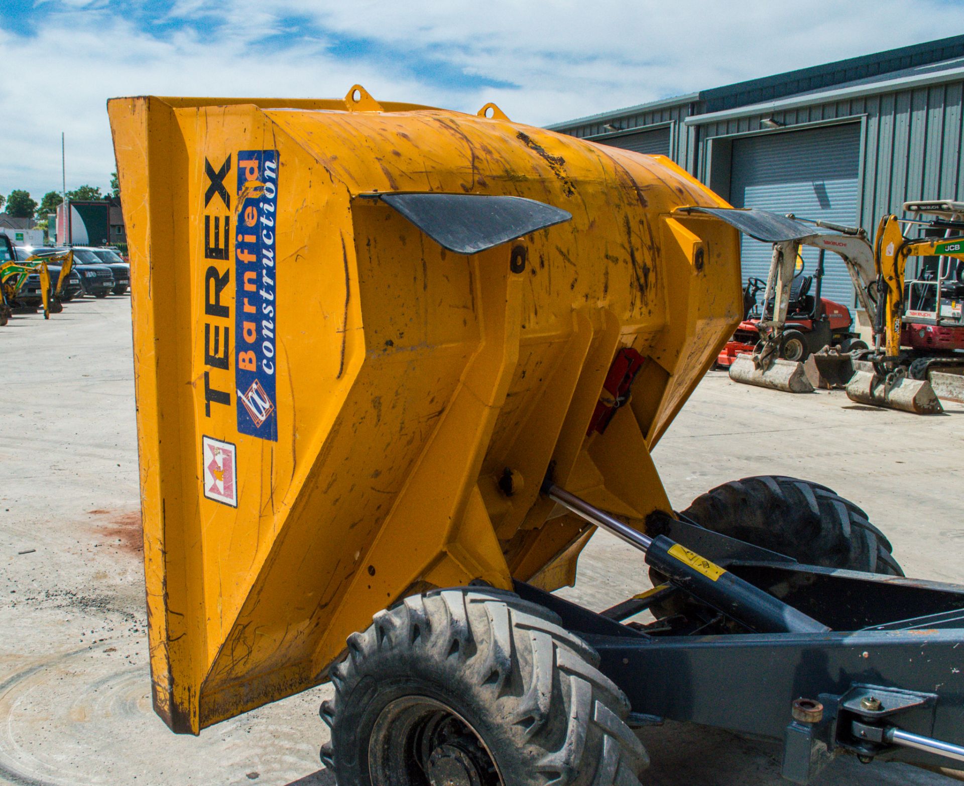 Terex TA3 3 tonne straight skip dumper  Year: 2014 S/N: PC5872 Recorded Hours: 2314 c/w Hydro-static - Image 15 of 20