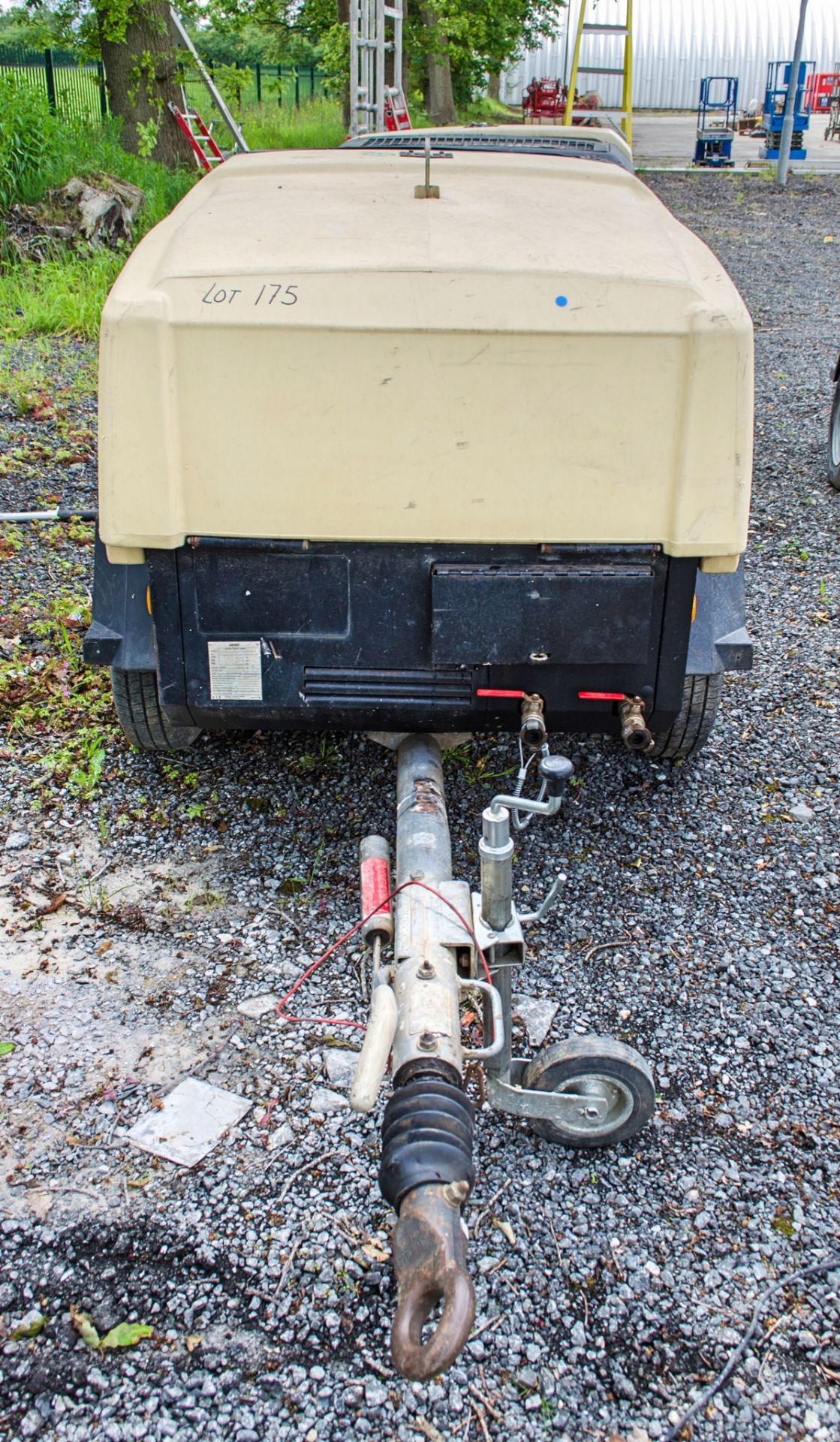Doosan 741+ diesel driven mobile air compressor Year: 2012 S/N: 431090 Recorded Hours: 1770 AC434 - Image 3 of 6