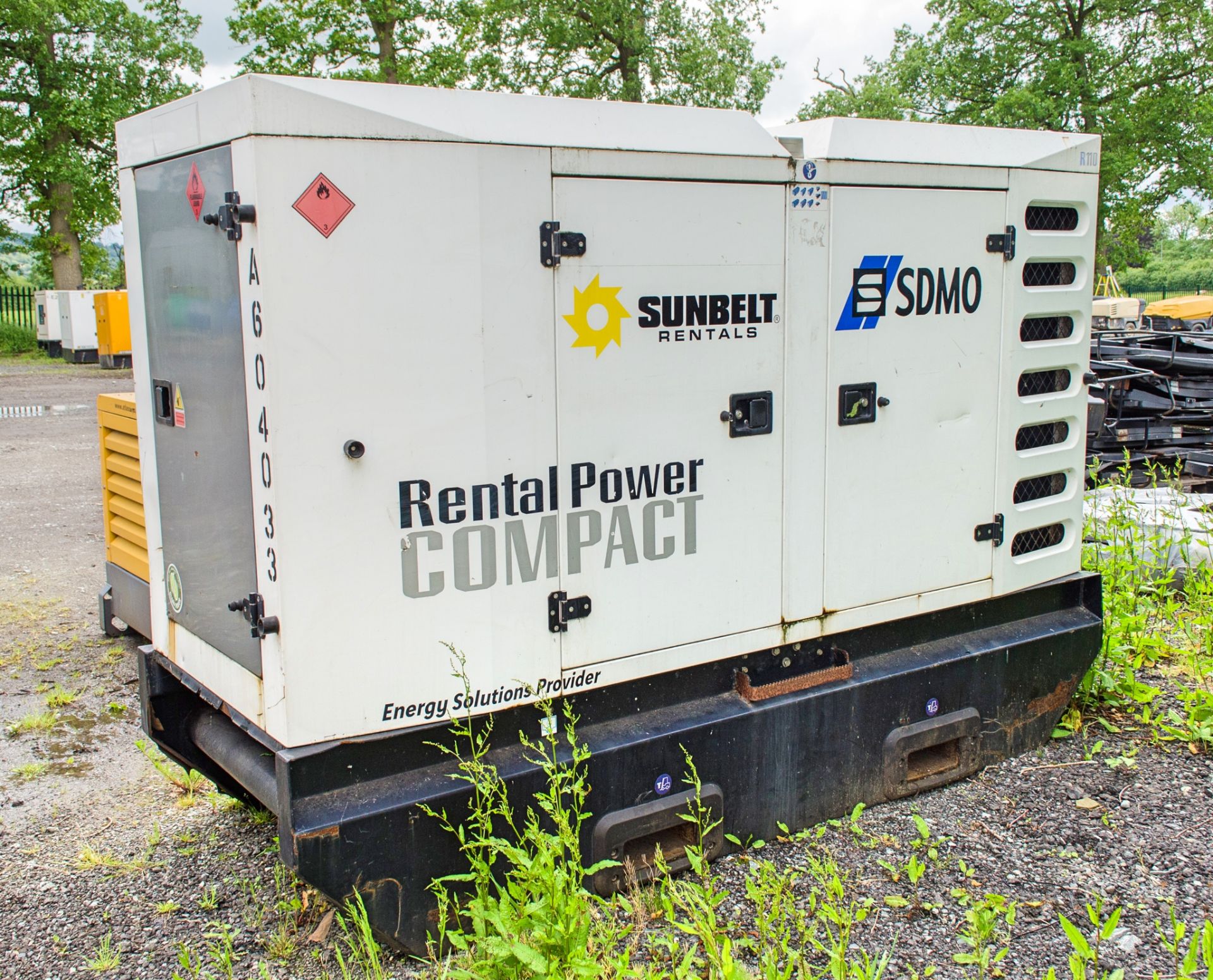 SDMO R110 110 kva diesel driven generator Recorded Hours: 14409 A604033 - Image 3 of 9