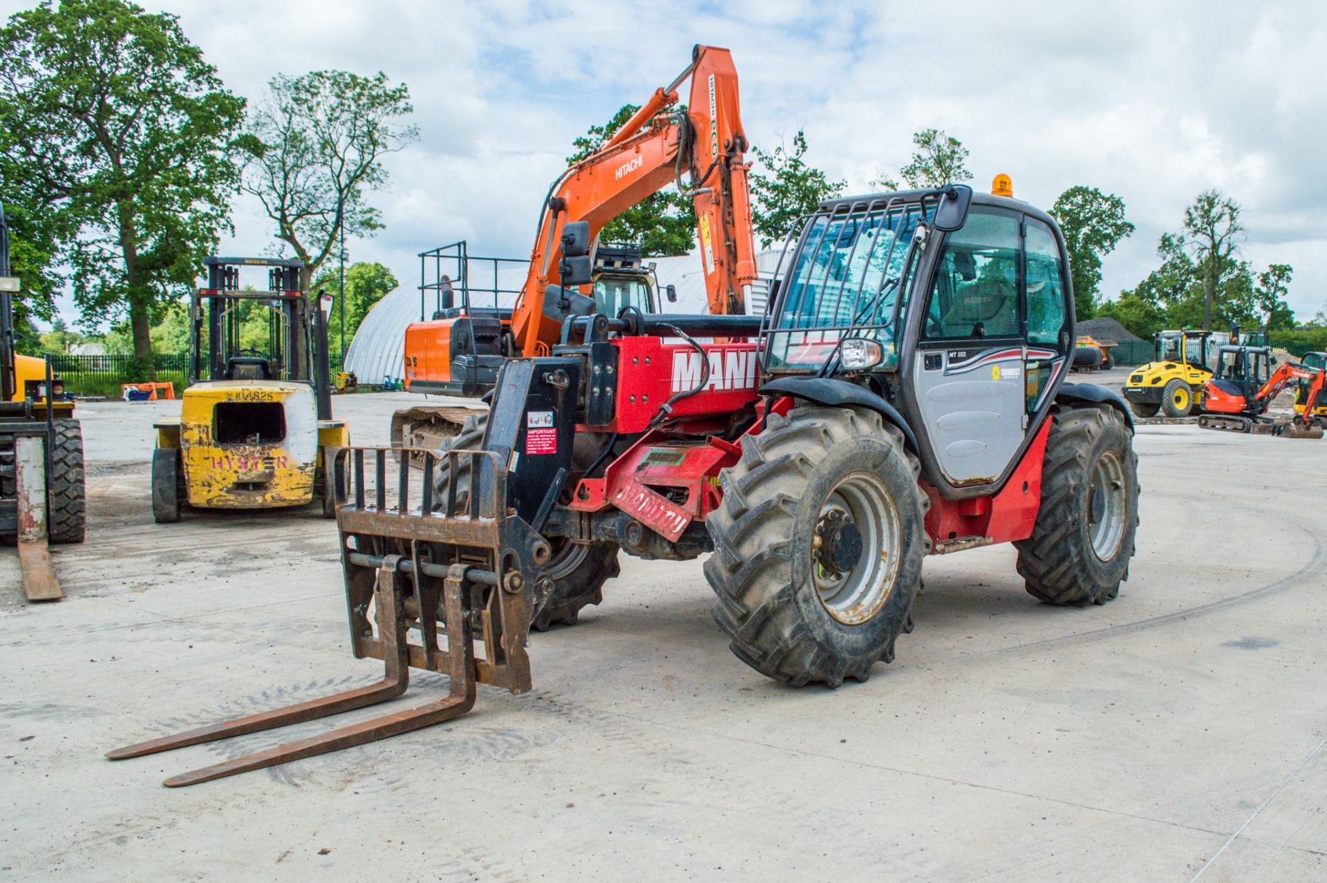 Manitou MT932 9 metre telescopic handler Year: 2014 S/N: 940923 Recorded Hours: not displayed (Clock