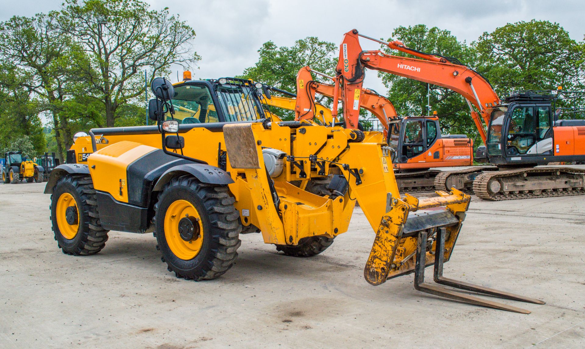 JCB 540-180 Hi-Viz 18 metre telescopic handler  Year: 2017 S/N: 2567515 Recorded Hours: 4573 c/w - Image 2 of 27