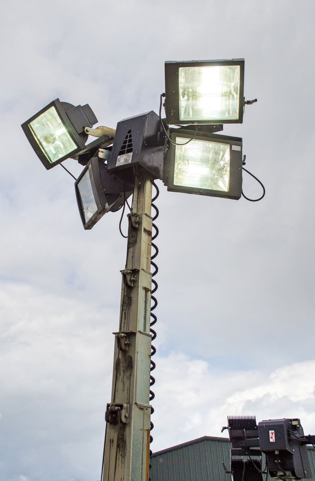 Tower Light VT-1 diesel driven halogen mobile lighting tower Year: 2014 S/N: 1404165 Recorded Hours: - Image 4 of 7