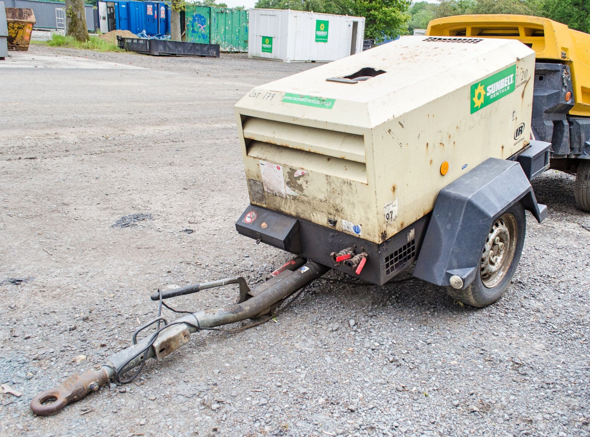 Ingersoll Rand 7/20 diesel driven fast tow mobile air compressor Year: 2012 S/N: 123328 Recorded
