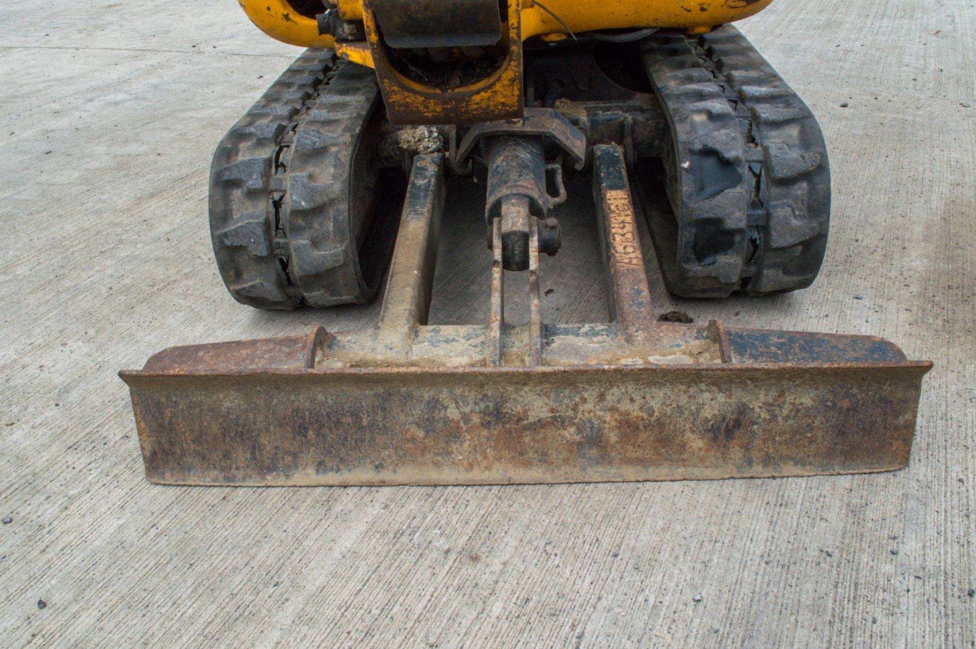 JCB 8016 CTS 1.6 tonne rubber tracked mini excavator Year: 2014 VIN: JCB08016A02071646 Recorded - Bild 13 aus 22