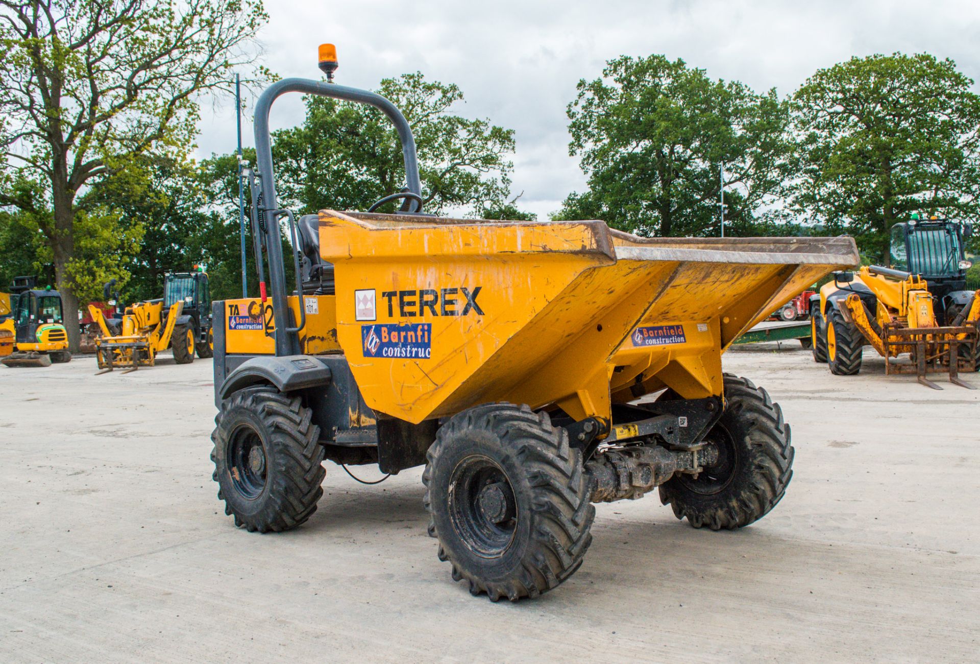 Terex TA3 3 tonne straight skip dumper Year: 2014 S/N: 8PC5963 Recorded Hours: 1839 - Image 2 of 23