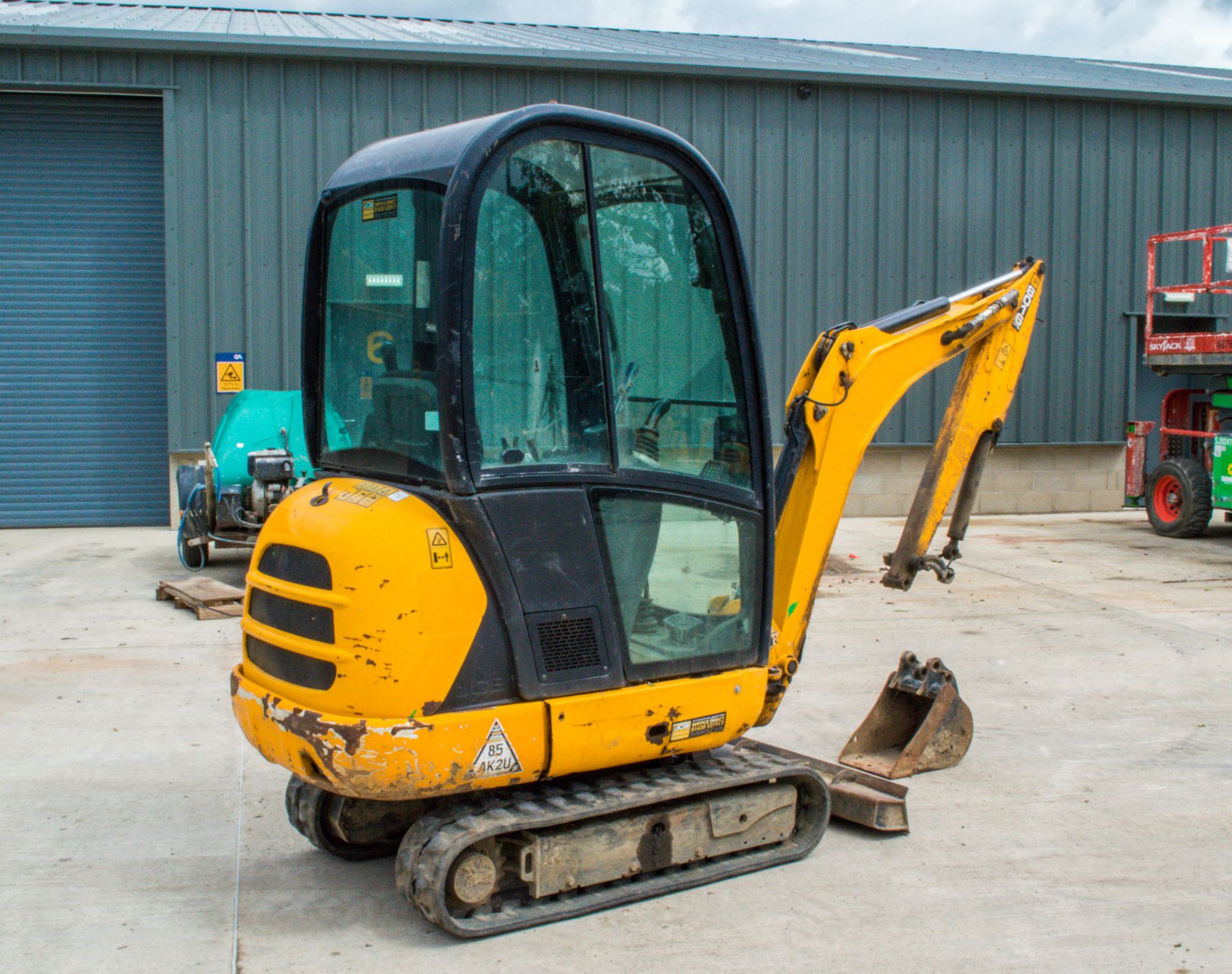 JCB 8016 CTS 1.6 tonne rubber tracked mini excavator Year: 2014 VIN: JCB08016A02071646 Recorded - Image 3 of 22
