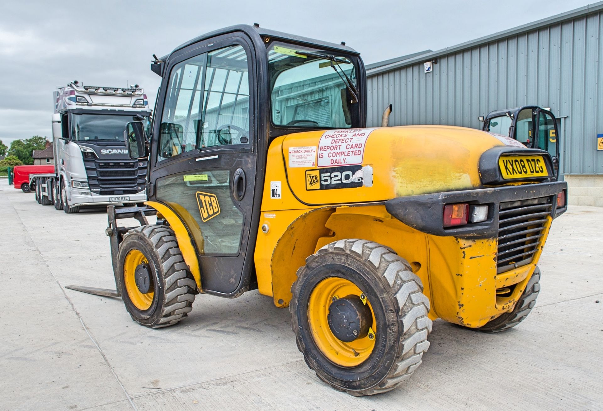 JCB 520-40 4 metre telescopic handler Year: 2008 S/N: 1014369 Recorded Hours: 4290 096569 - Image 4 of 20