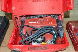Hilti DC-SE20 110v wall chaser c/w carry case 1410855