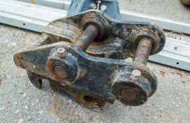 Hydraulic quick hitch to suit 1.5 tonne mini excavator