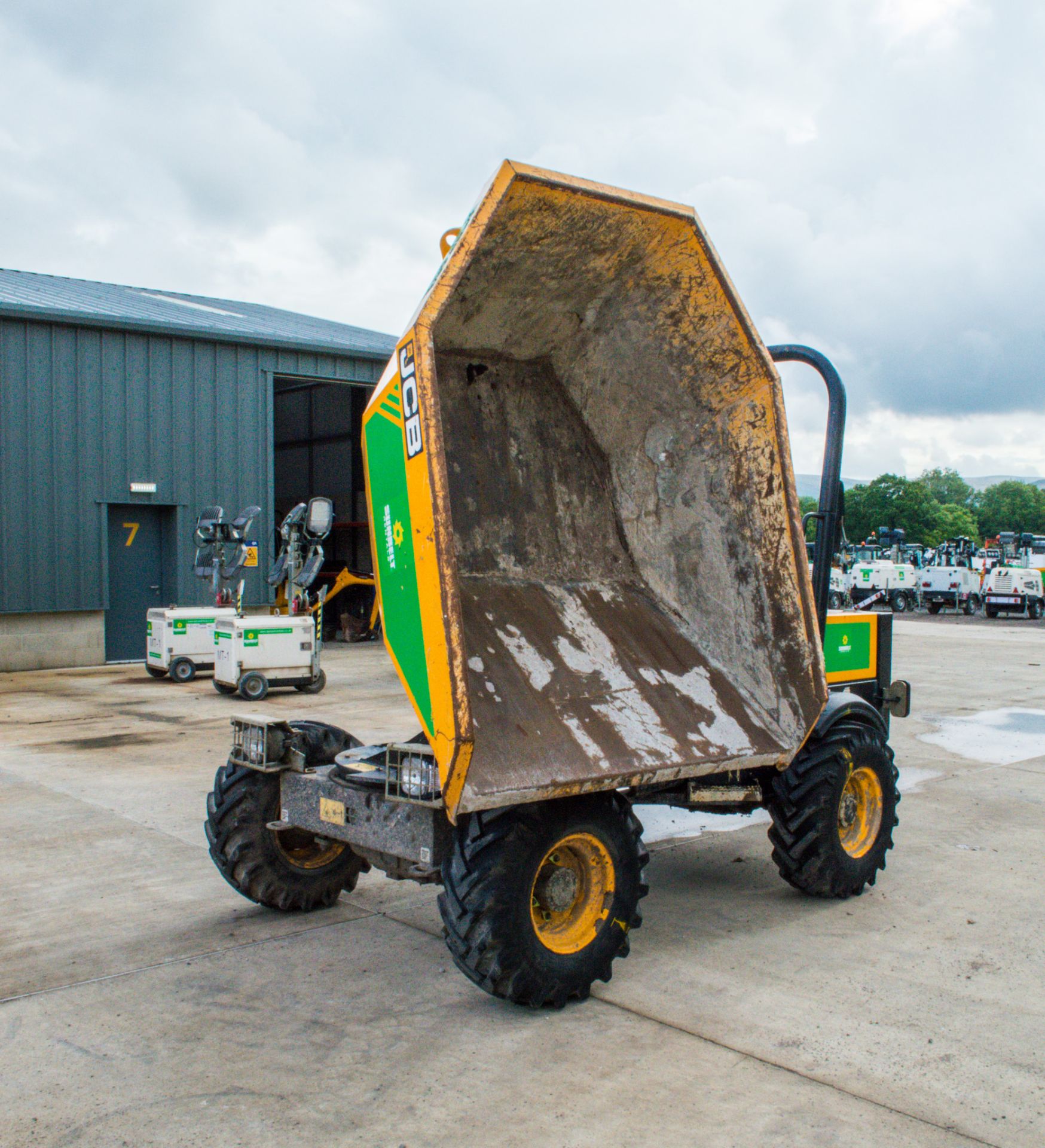 JCB 3 tonne swivel skip dumper Year:2016 S/N: RF9734 Recorded Hours: Not displayed ** Clock - Image 14 of 20