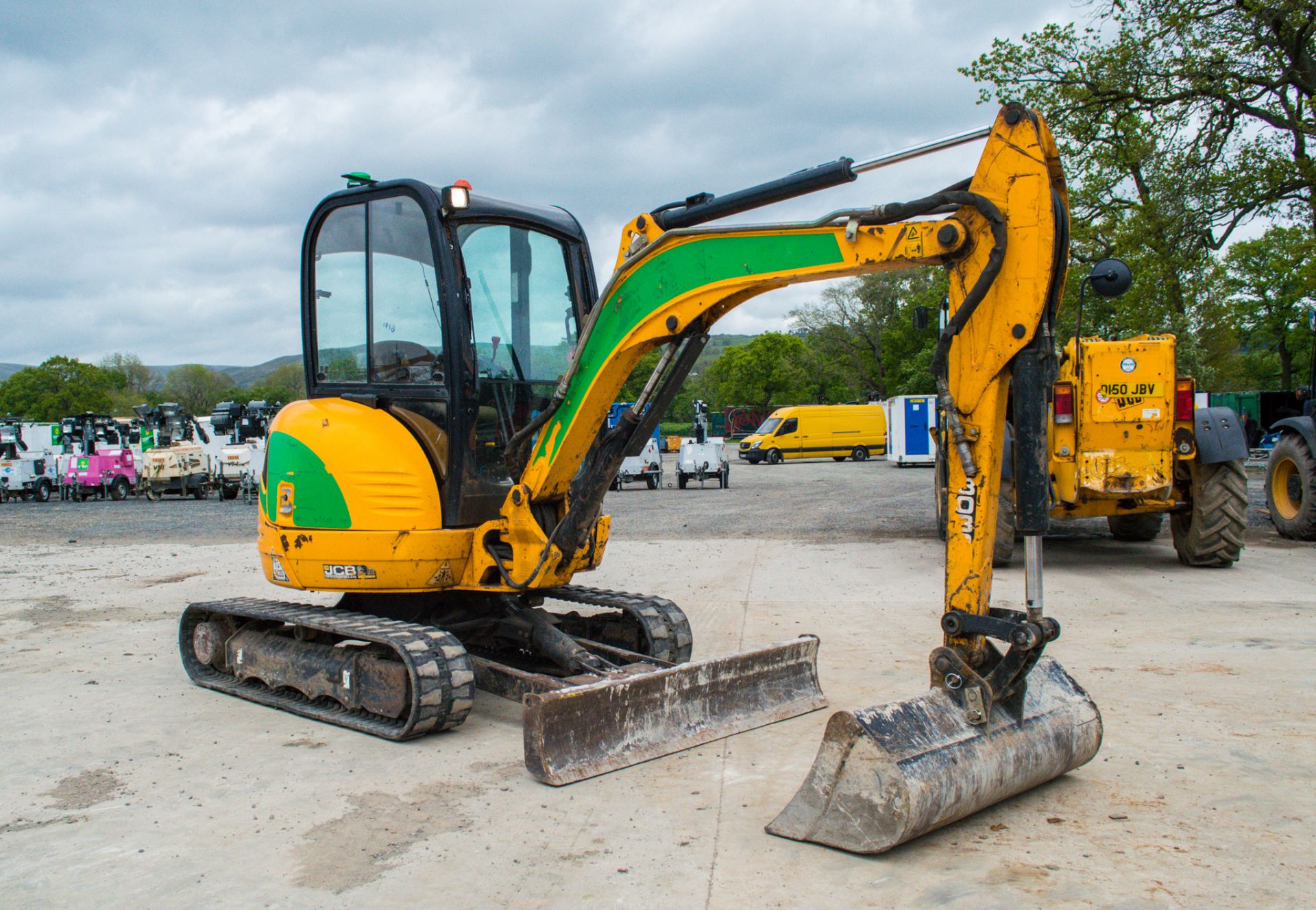 JCB 8030 ZTS 3 tonne rubber tracked excavator Year: 2013 S/N: 2021916 Recorded Hours: 3538 piped, - Bild 2 aus 20