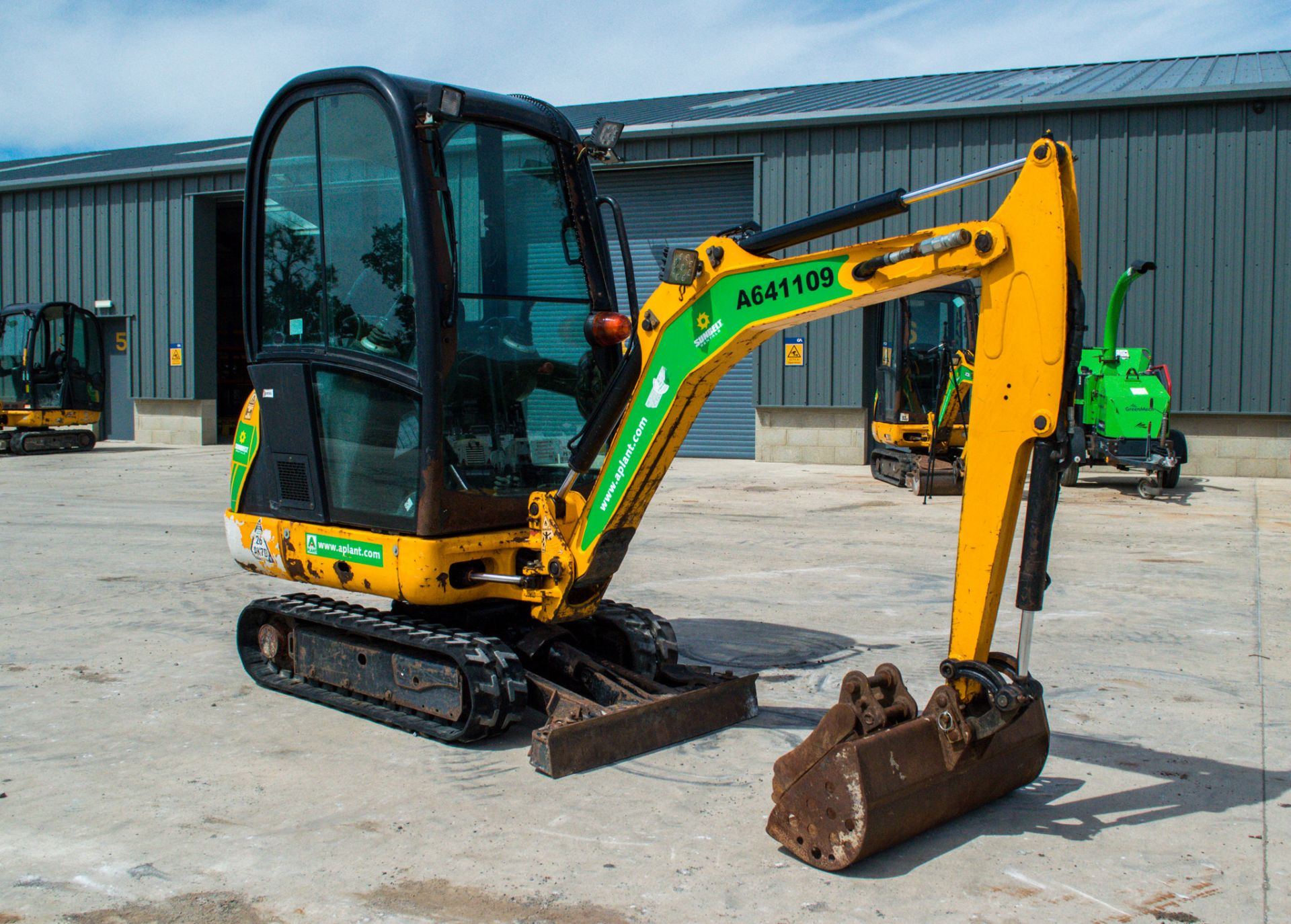JCB 8018 CTS 1.8 tonne rubber tracked mini excavator Year: 2014 VIN: JCB08018E02333879 Recorded - Image 2 of 22
