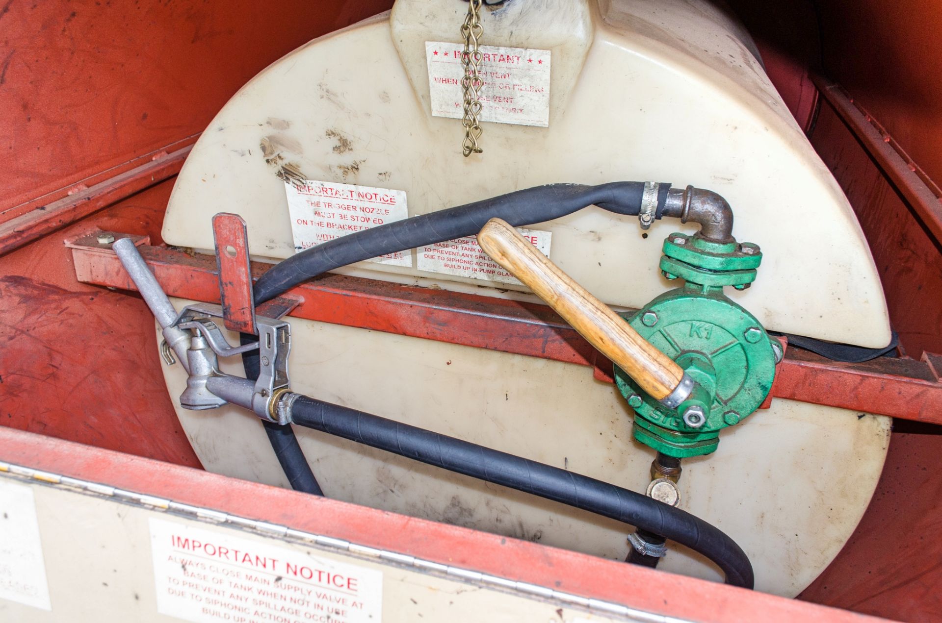 Trailer Engineering 950 litre site tow bunded fuel bowser c/w manual pump, delivery hose & nozzle - Image 4 of 4