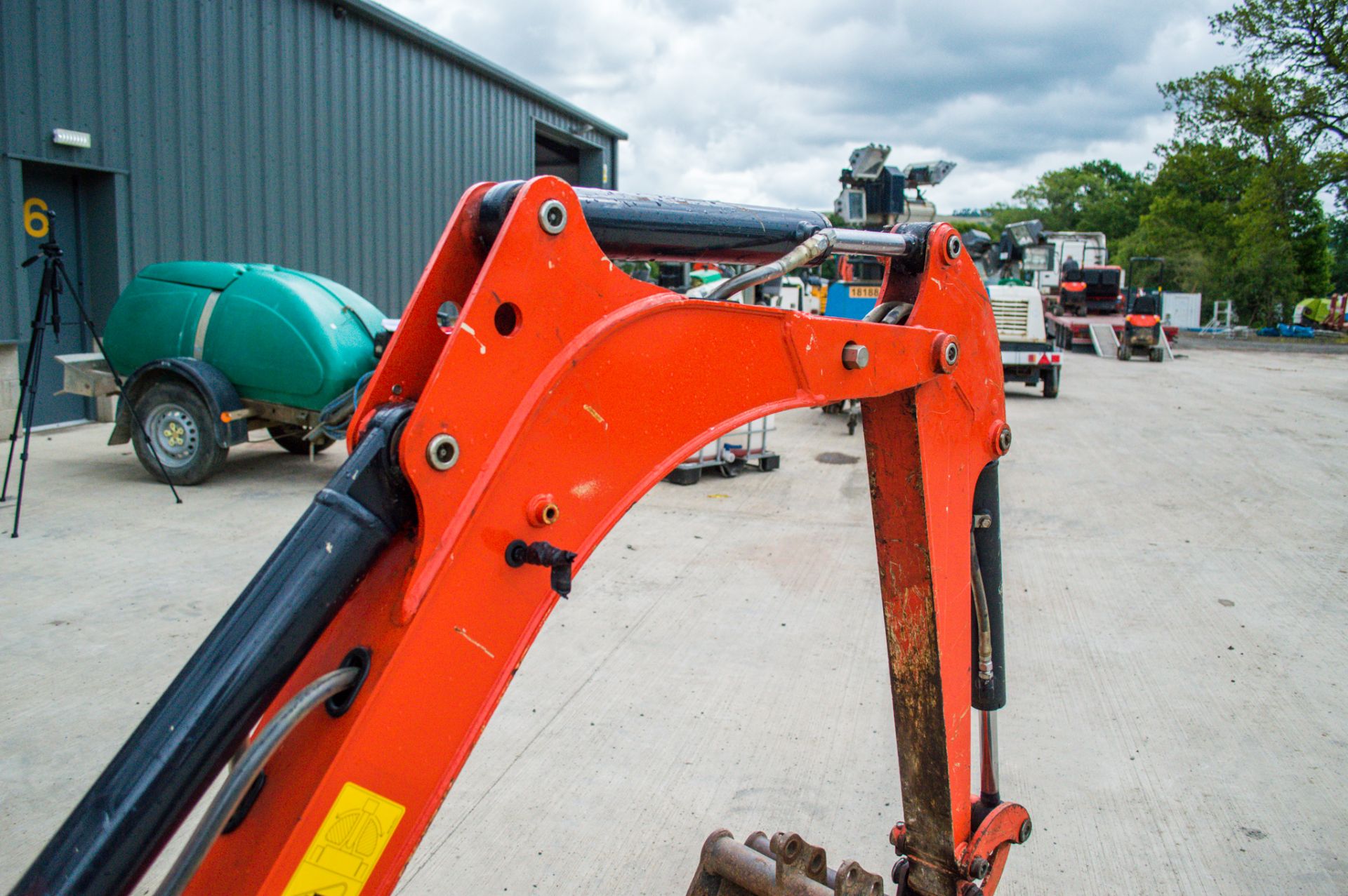 Kubota K008-3 0.8 tonne rubber tracked micro excavator Year: 2018 S/N: 31135 Recorded Hours: 629 - Bild 13 aus 18