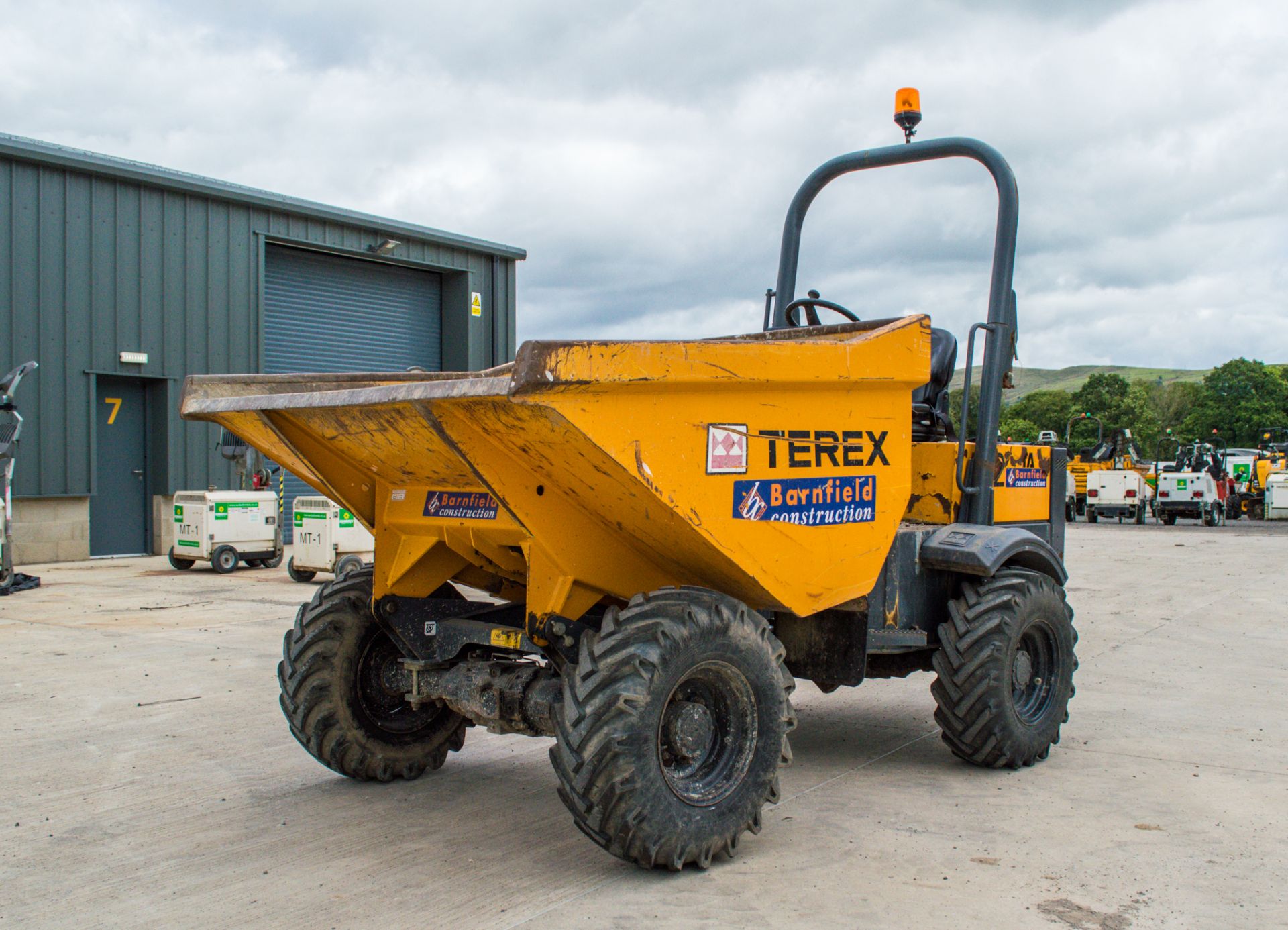 Terex TA3 3 tonne straight skip dumper Year: 2014 S/N: 8PC5963 Recorded Hours: 1839