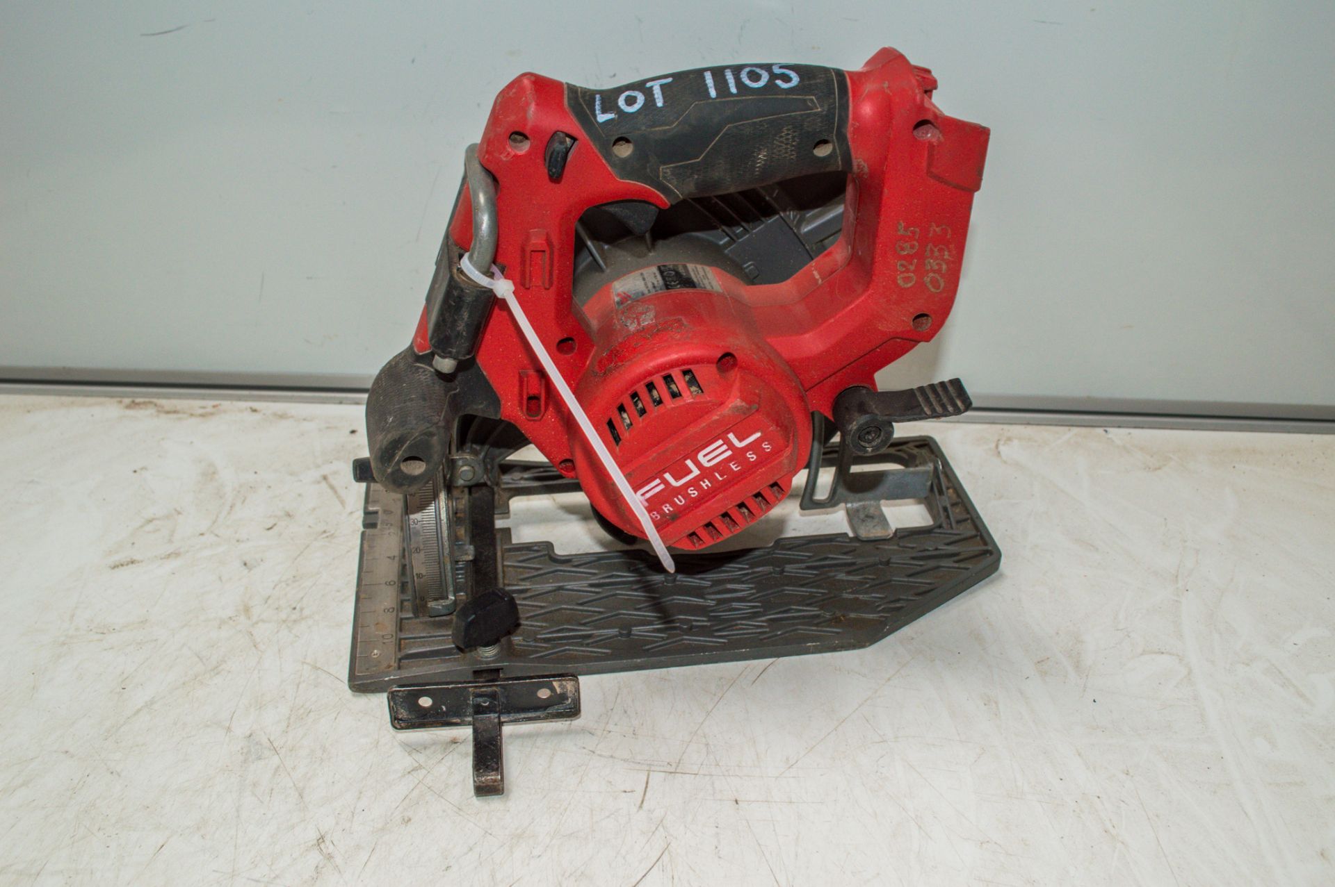 Milwaukee M18 CCS66 18v cordless circular saw ** No battery or charger ** 02850333 - Image 2 of 2