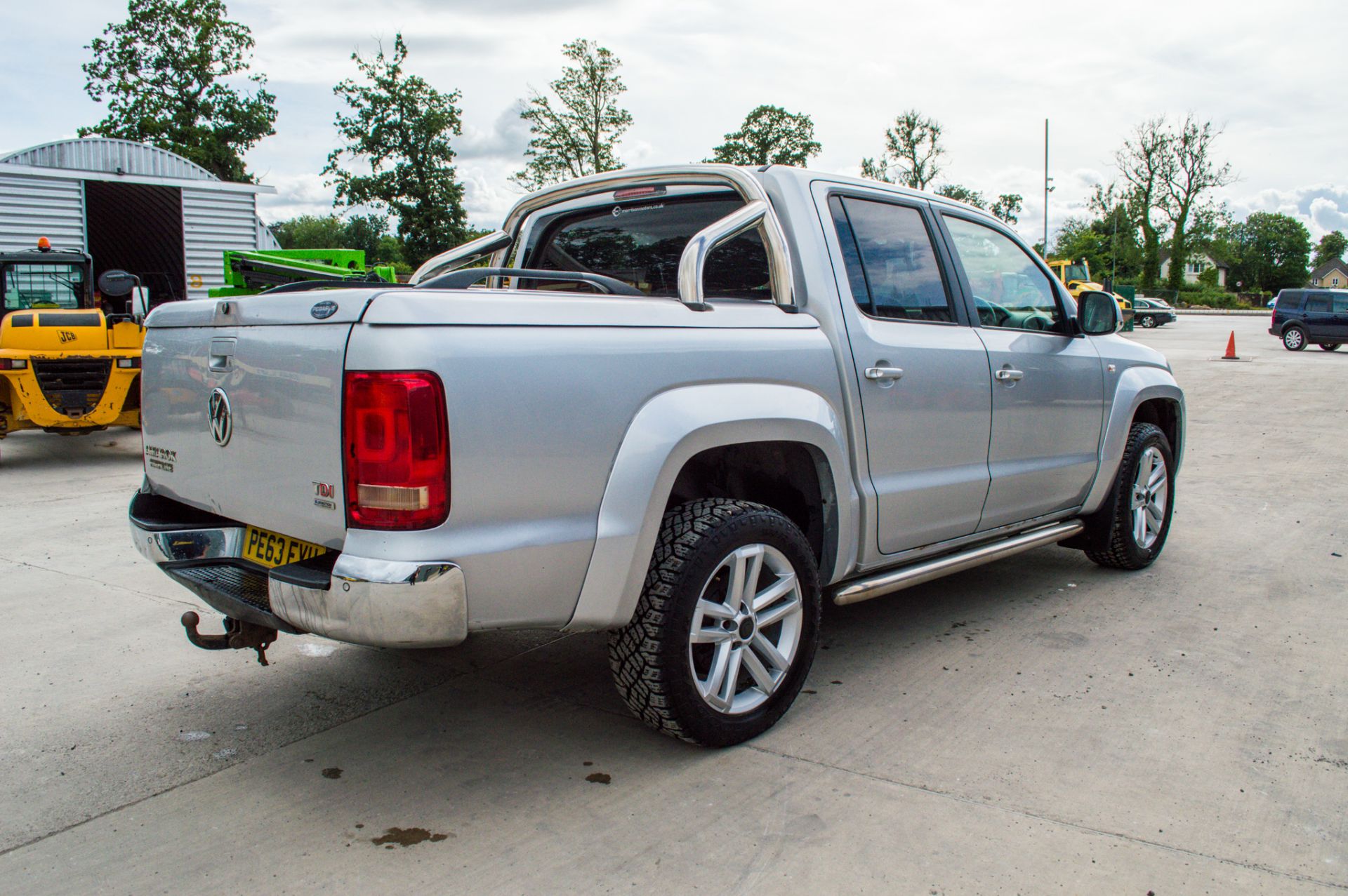 Volkswagen Amarok 2.0 TDI highline 4wd automatic double cab pick up Reg No: PE63 EYH Date of - Image 3 of 30