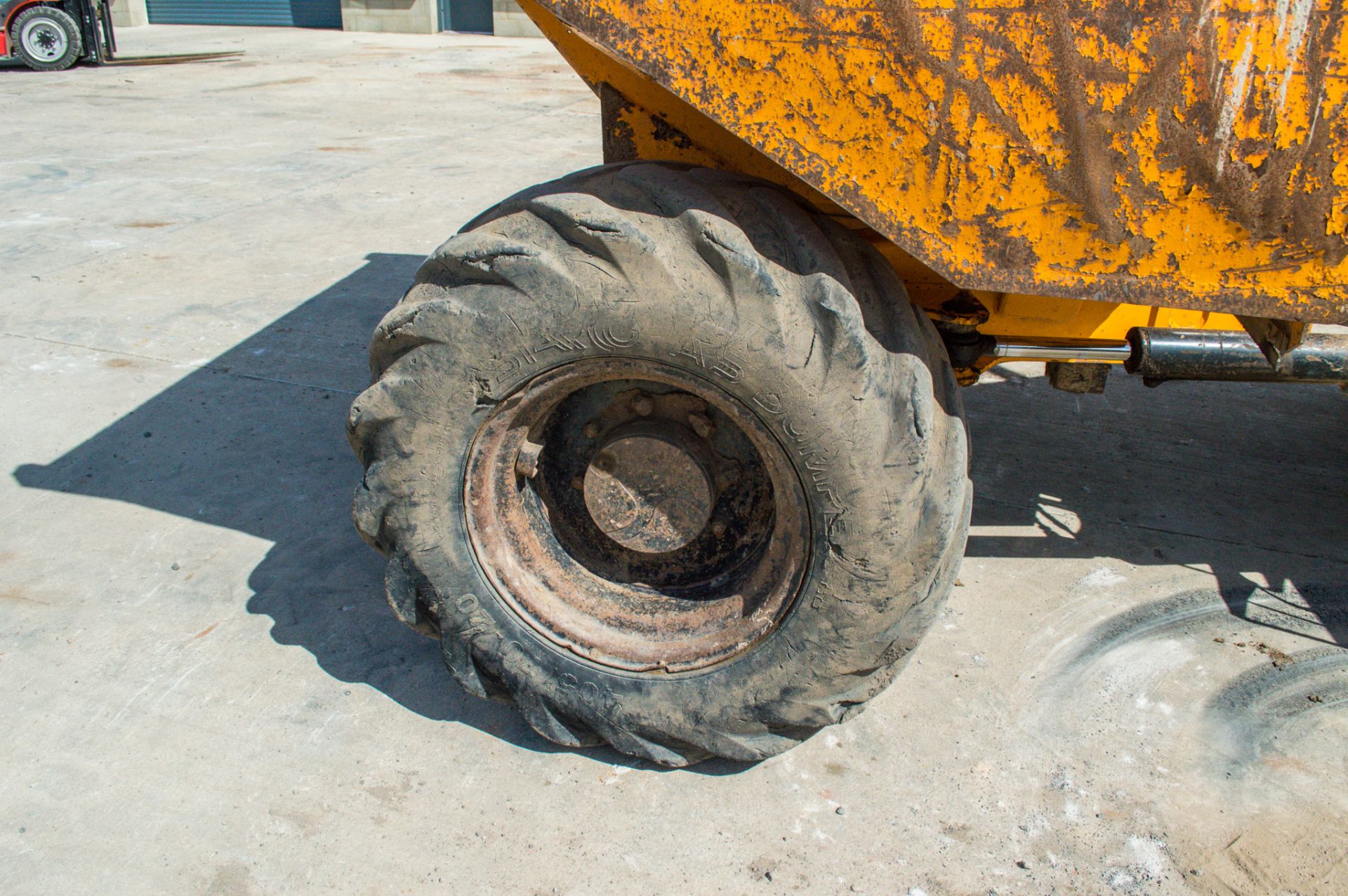 Thwaites 6 tonne straight skip dumper Year: 2008 S/N: 801B7712 Recorded Hours: 3987 DU14 - Image 12 of 21