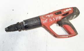 Hilti DX460 nail gun 1709HLT015