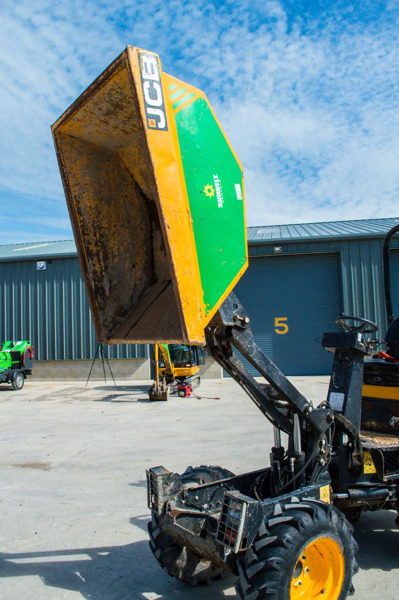 JCB 1HT 1 tonne Hi-tip dumper  Year: 2016 S/N: JEGGRA33 Recorded Hours: 875 A727425 - Image 14 of 20