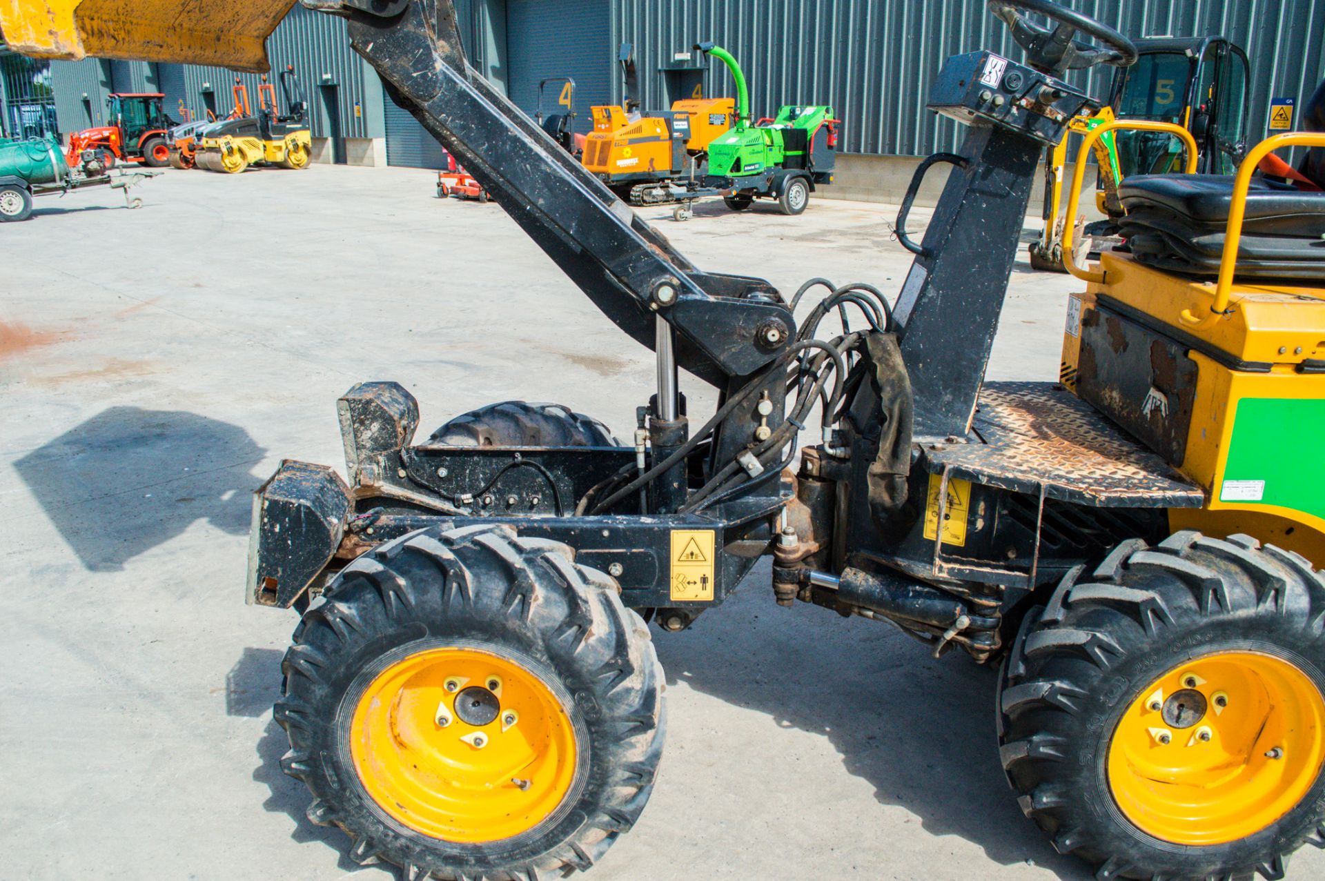 JCB 1HT 1 tonne Hi-tip dumper  Year: 2016 S/N: JEGGRA33 Recorded Hours: 875 A727425 - Image 16 of 20