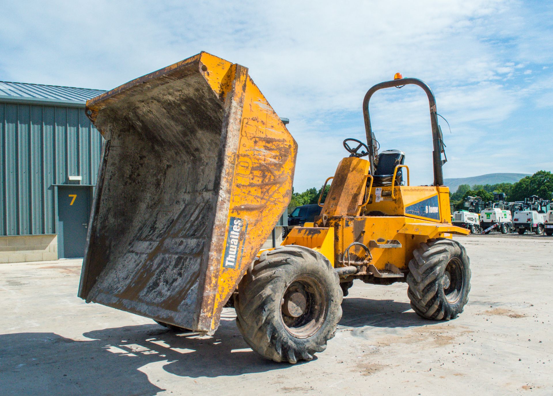 Thwaites 6 tonne straight skip dumper Year: 2008 S/N: 801B7712 Recorded Hours: 3987 DU14 - Image 13 of 21