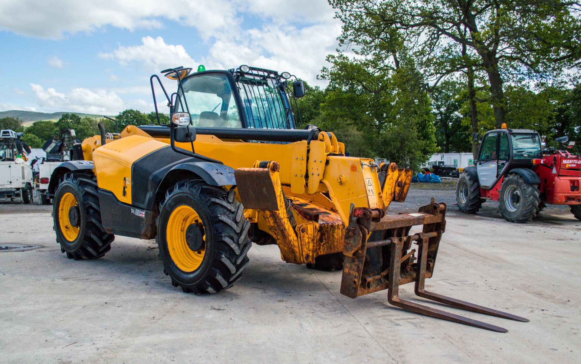 JCB 535-125 12 metre telescopic handler Year: 2016 S/N: 461180 Recorded Hours: 2400 A727307 - Image 2 of 26