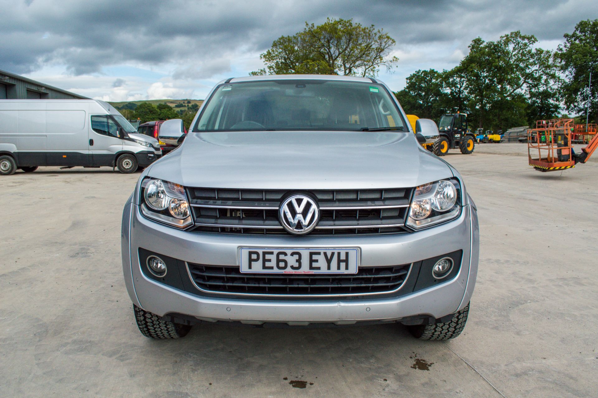 Volkswagen Amarok 2.0 TDI highline 4wd automatic double cab pick up Reg No: PE63 EYH Date of - Image 5 of 30