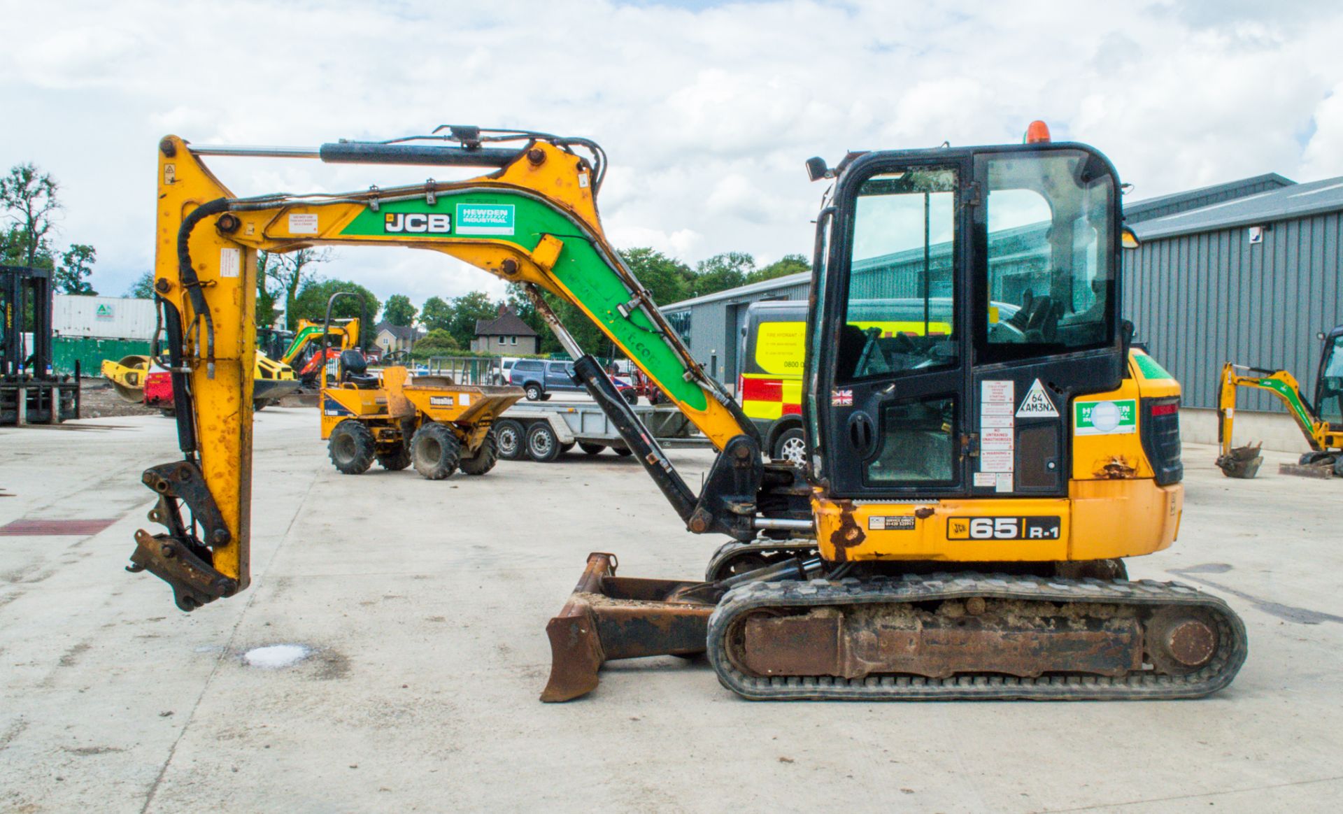 JCB 65R-1 6.5 tonne rubber tracked midi excavator Year: 2015 S/N: 914091 Recorded Hours: 1474 piped, - Image 10 of 19