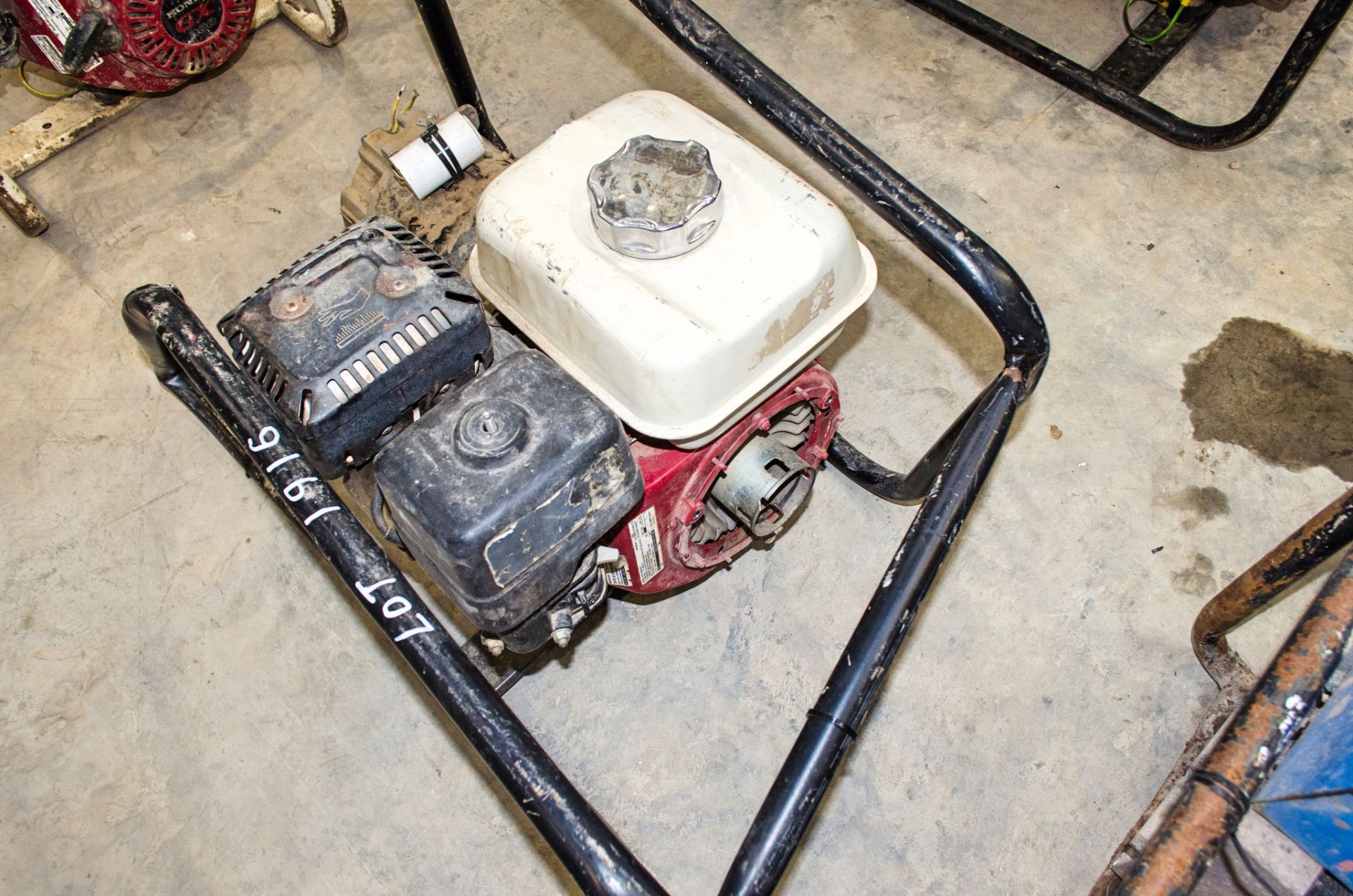 Petrol driven generator ** In disrepair - Image 2 of 2