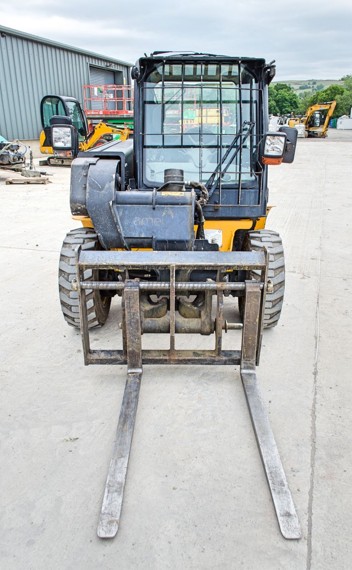 JCB 520-40 4 metre telescopic handler Year: 2008 S/N: 1014369 Recorded Hours: 4290 096569 - Image 5 of 20