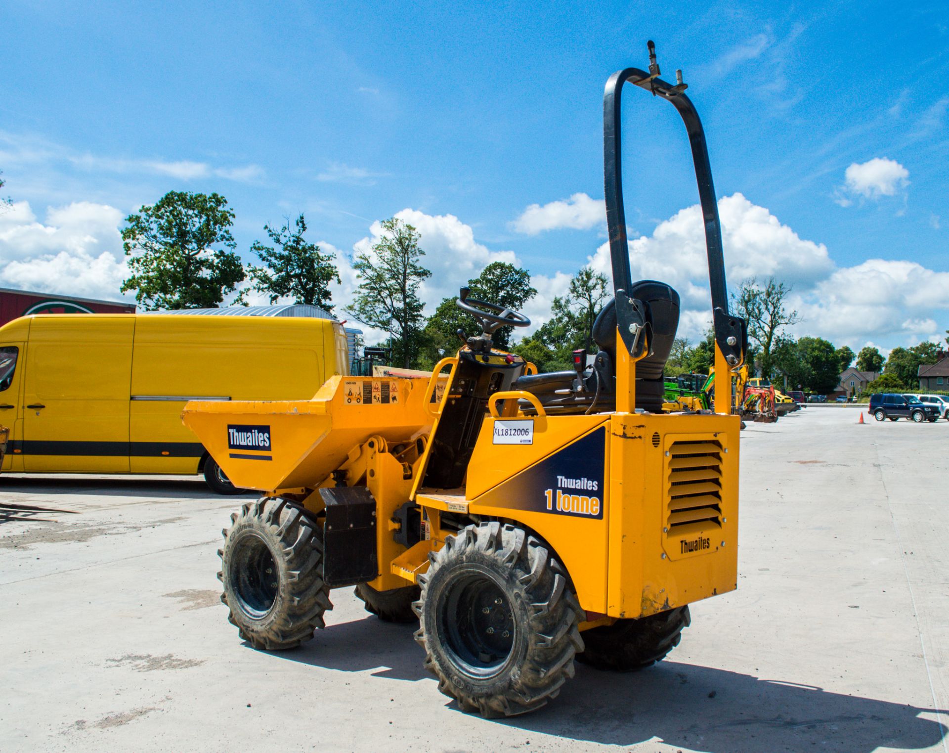 Thwaites 1 tonne hi tip dumper Year: 2018 S/N: E5657 Recorded hours: 422 XL1812006 - Image 3 of 22