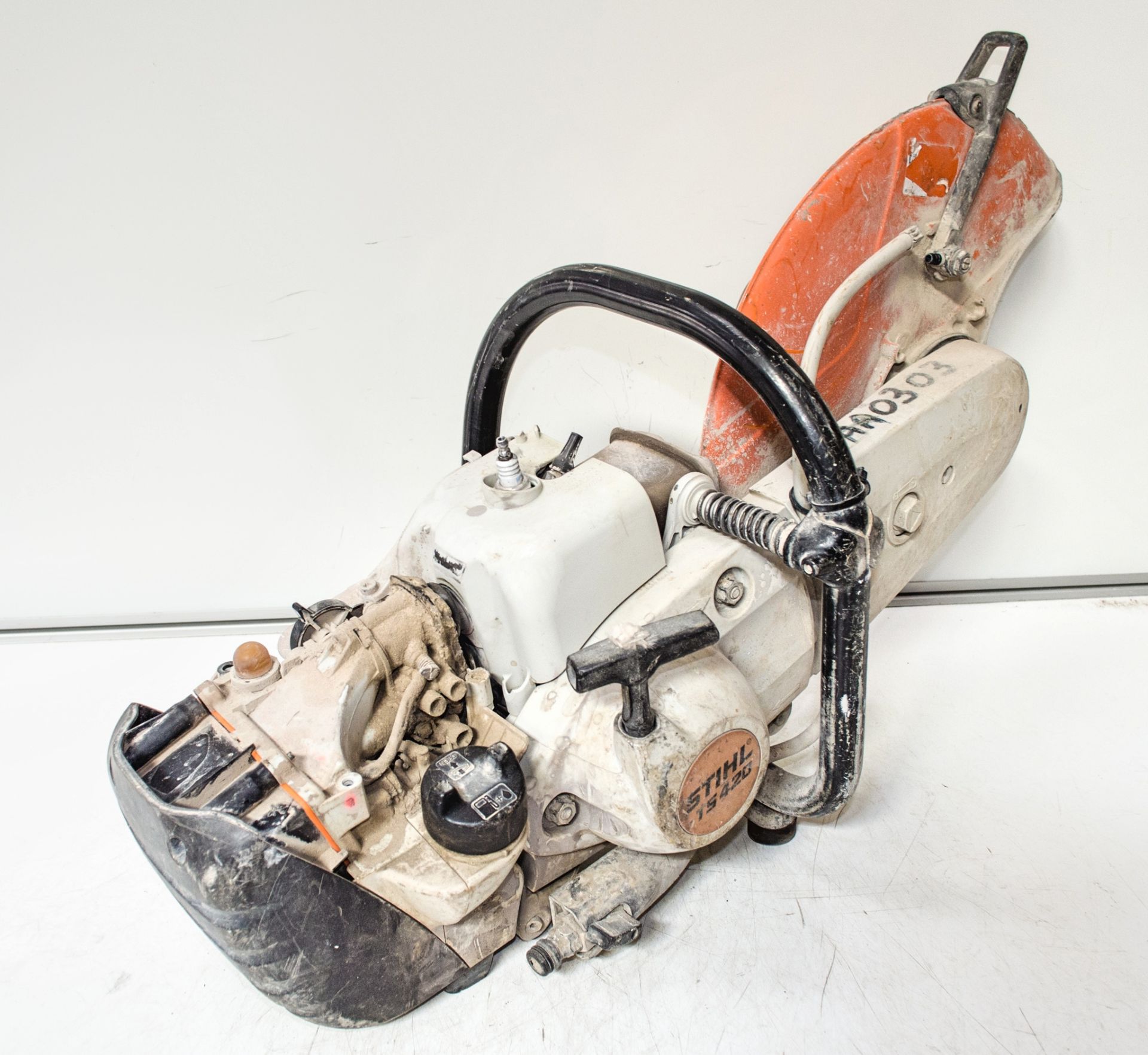 Stihl TS410 petrol driven cut off saw ** Cover and other parts missing ** 02AA0303 - Image 2 of 2