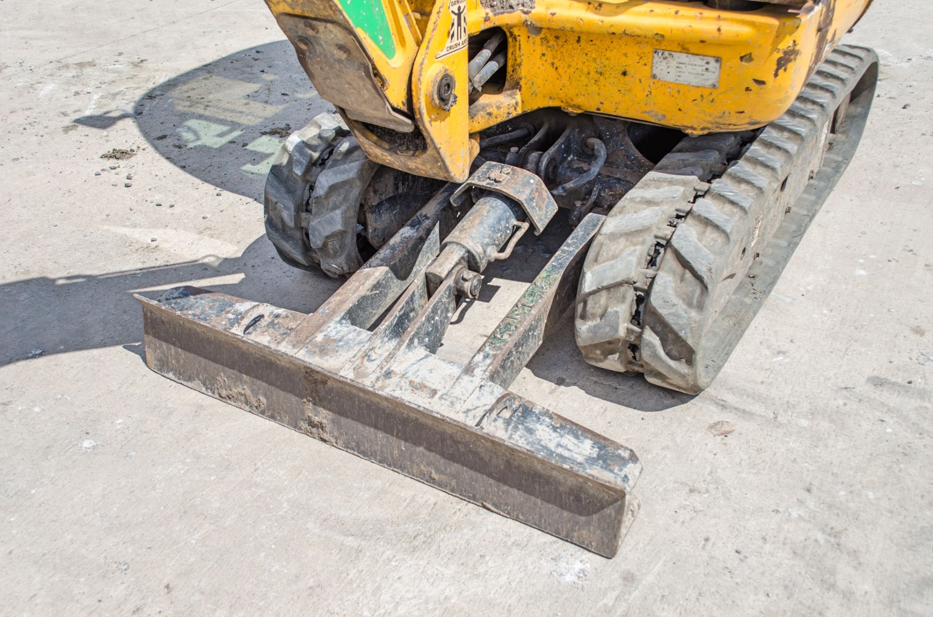 JCB 8016 CTS 1.5 tonne rubber tracked excavator Year: 2014 S/N: 2071667 Recorded Hours: 2840 - Image 11 of 21